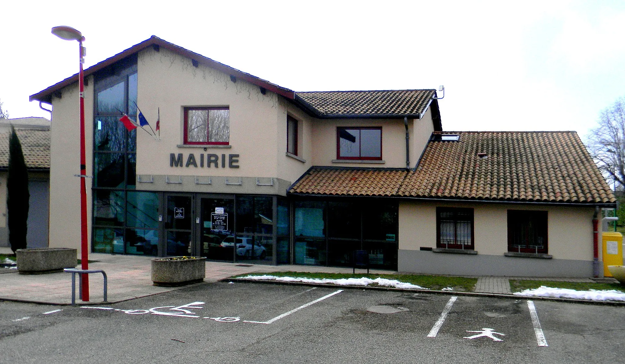Photo showing: Mairie de Mionnay.