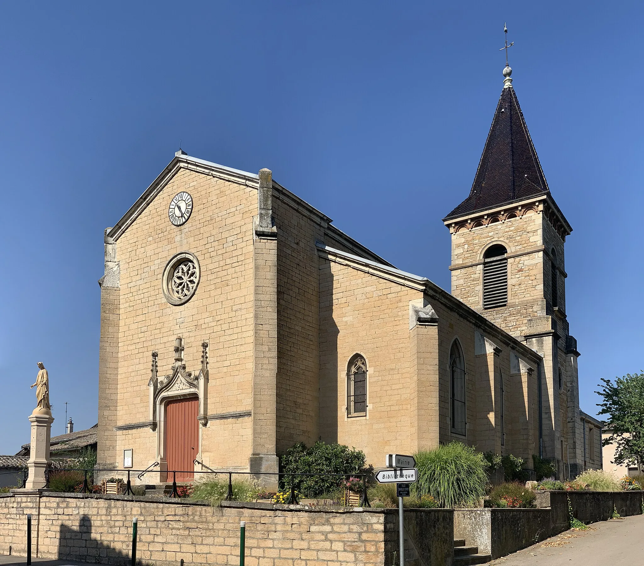 Photo showing: Église Saint-Martin de Misérieux.