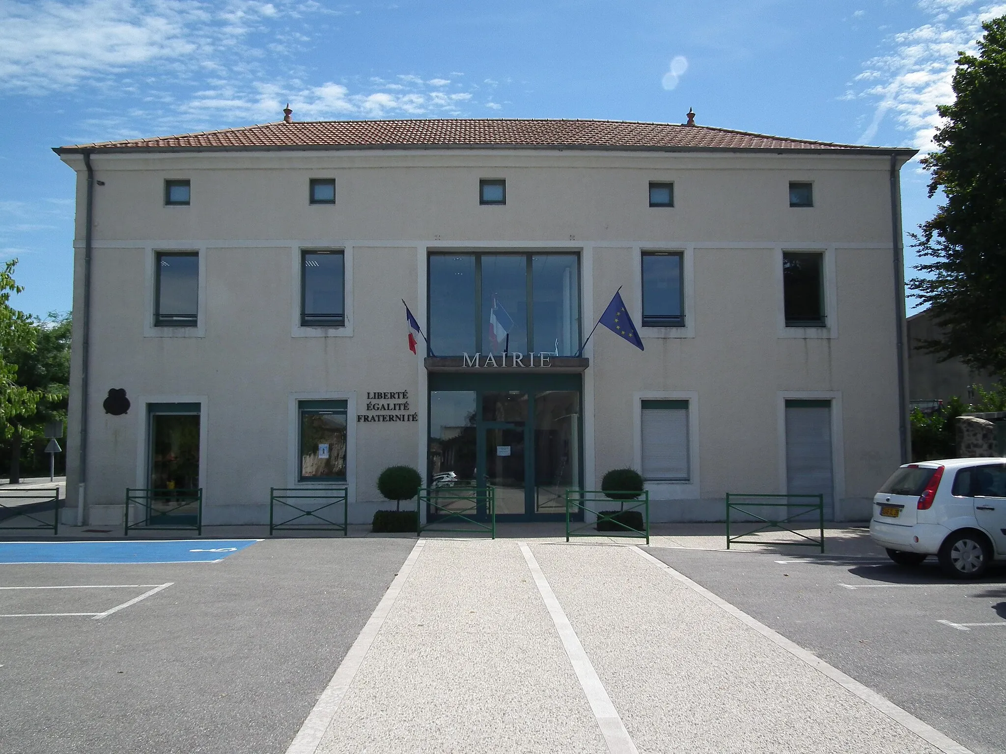 Photo showing: Town hall of Montoison - Drôme - France