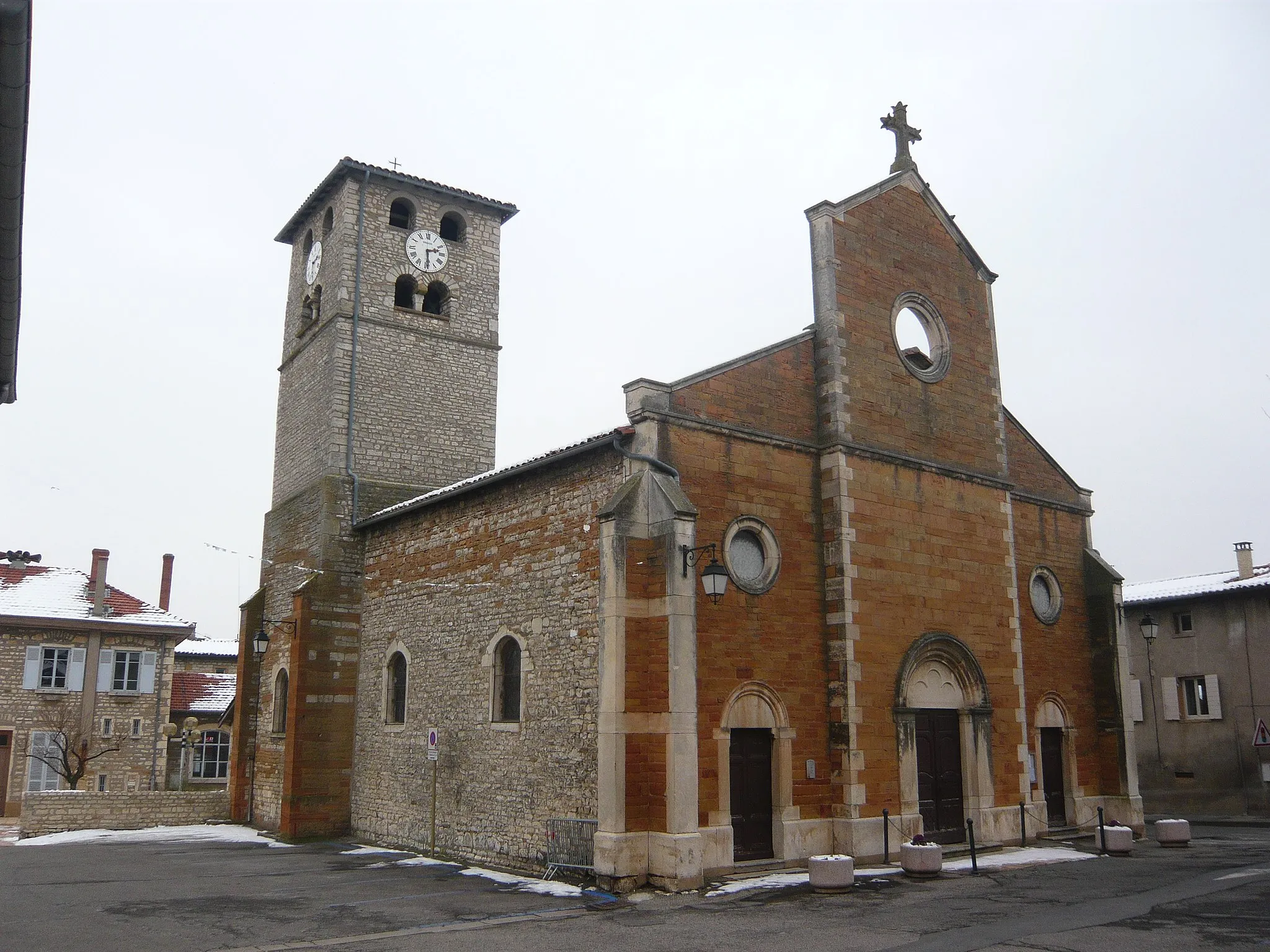 Photo showing: The Church of Morancé (Rhône, France).