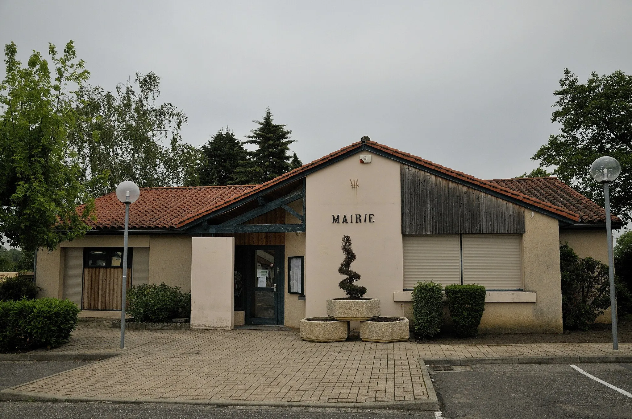 Photo showing: la mairie