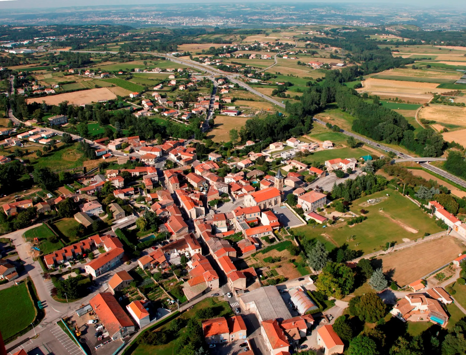 Photo showing: Peaugres détail