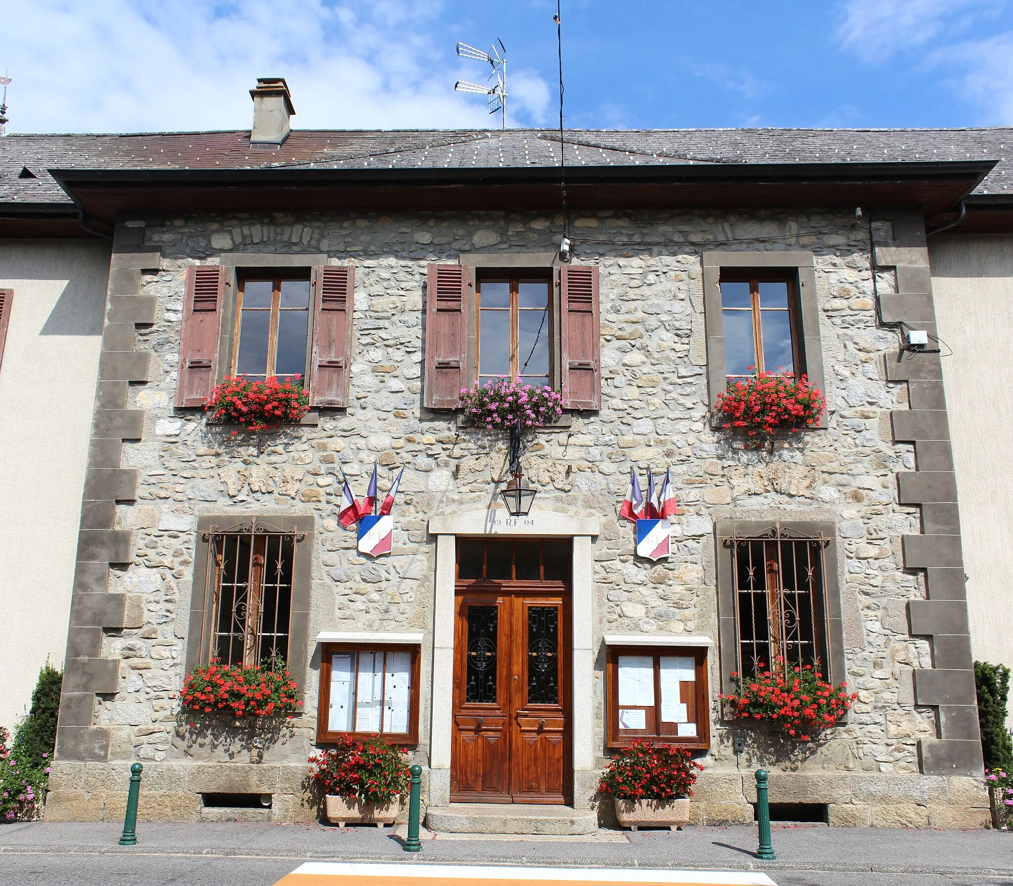 Photo showing: Mairie de Pers-Jussy.