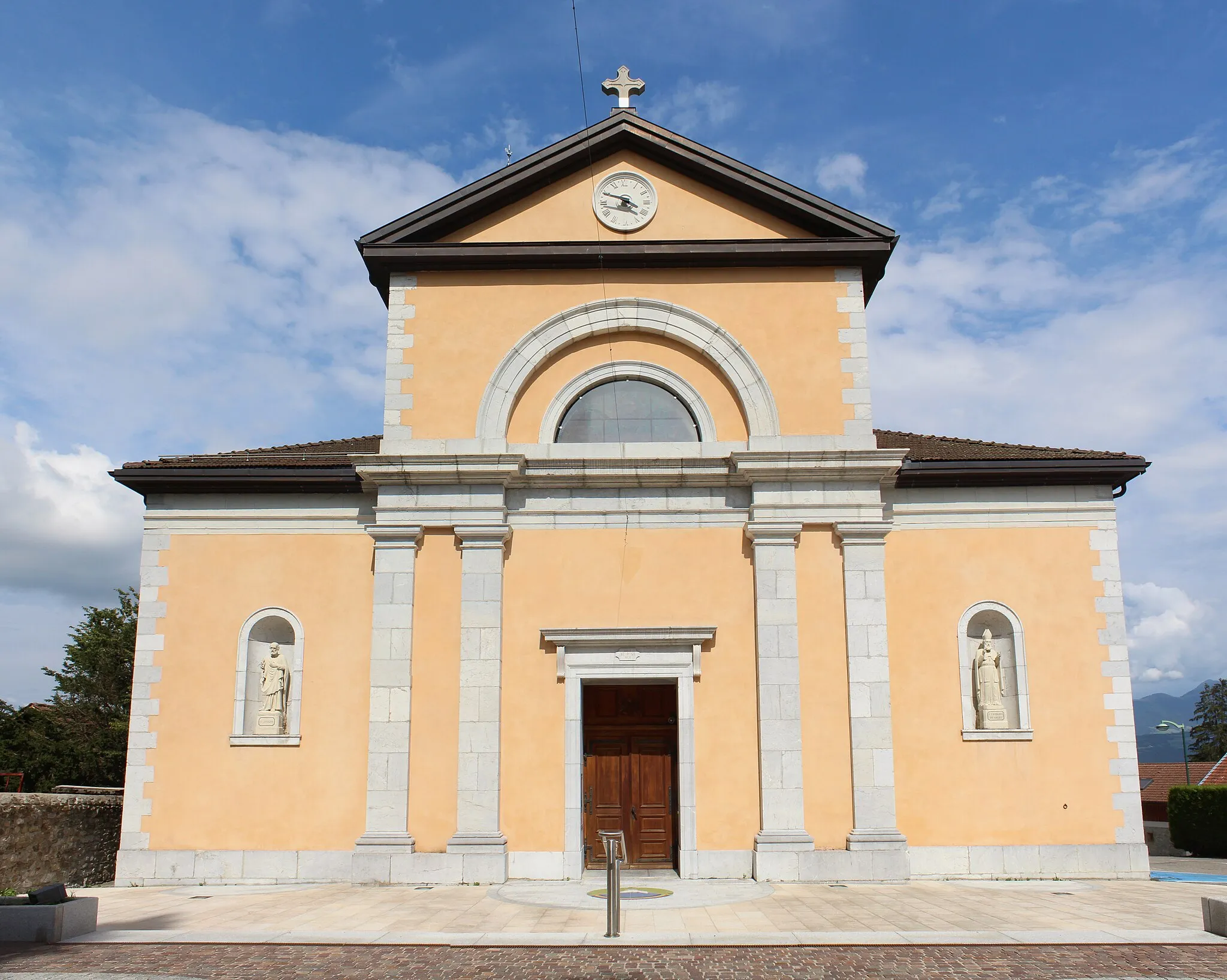 Photo showing: Église Saint-Pierre de Pers-Jussy.