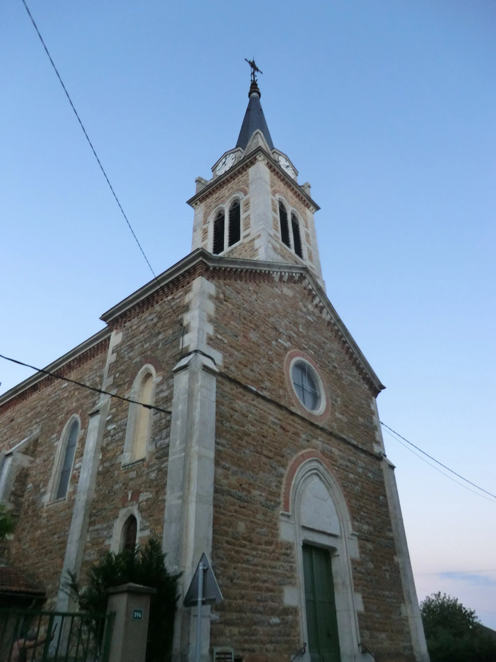 Photo showing: Church of Saint-André-de-Corcy.