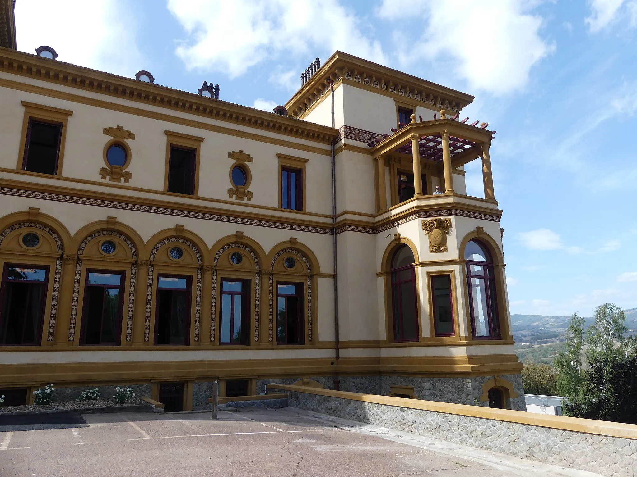 Photo showing: Villa Mangini et la vue sur la région