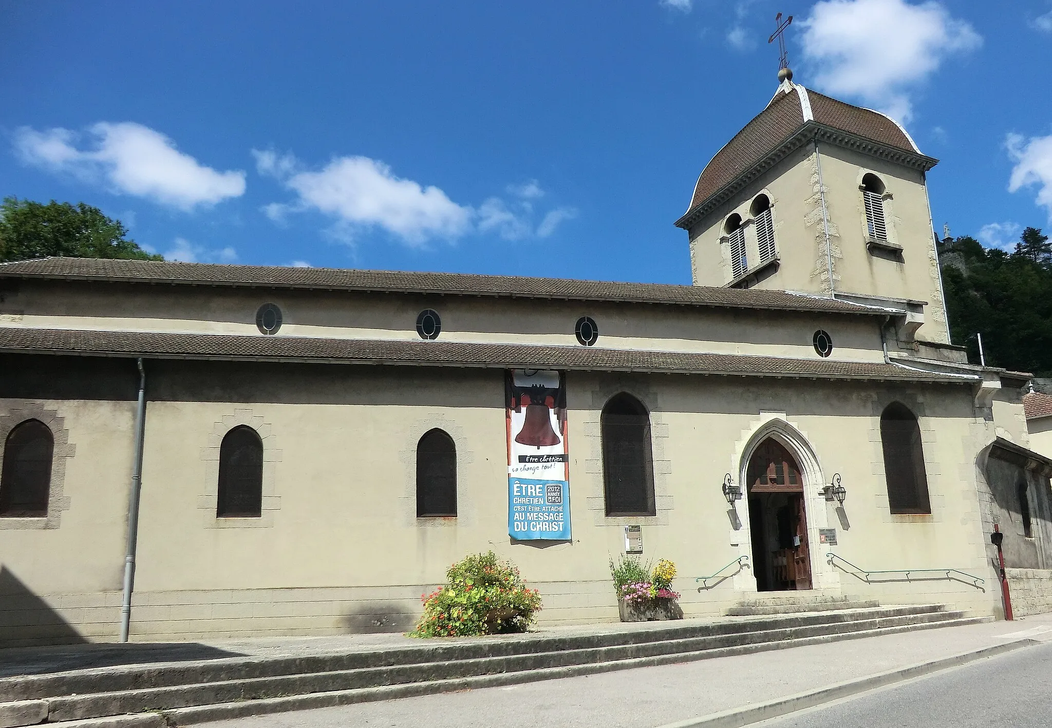 Photo showing: L'église Saint-Antoine de Saint-Rambert-en-Bugey.