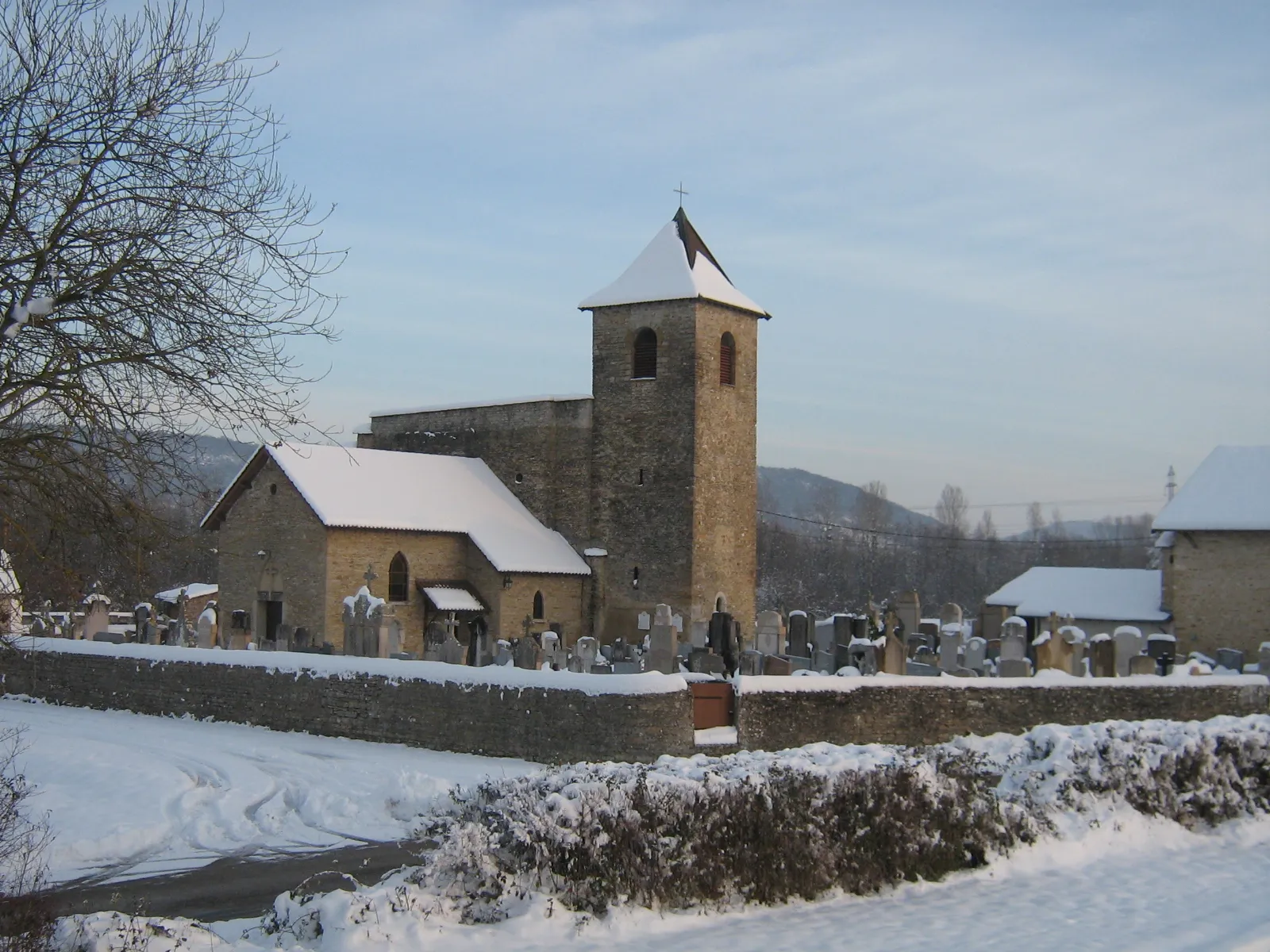 Photo showing: L'église de Saint-Romain-de-Jalionas.