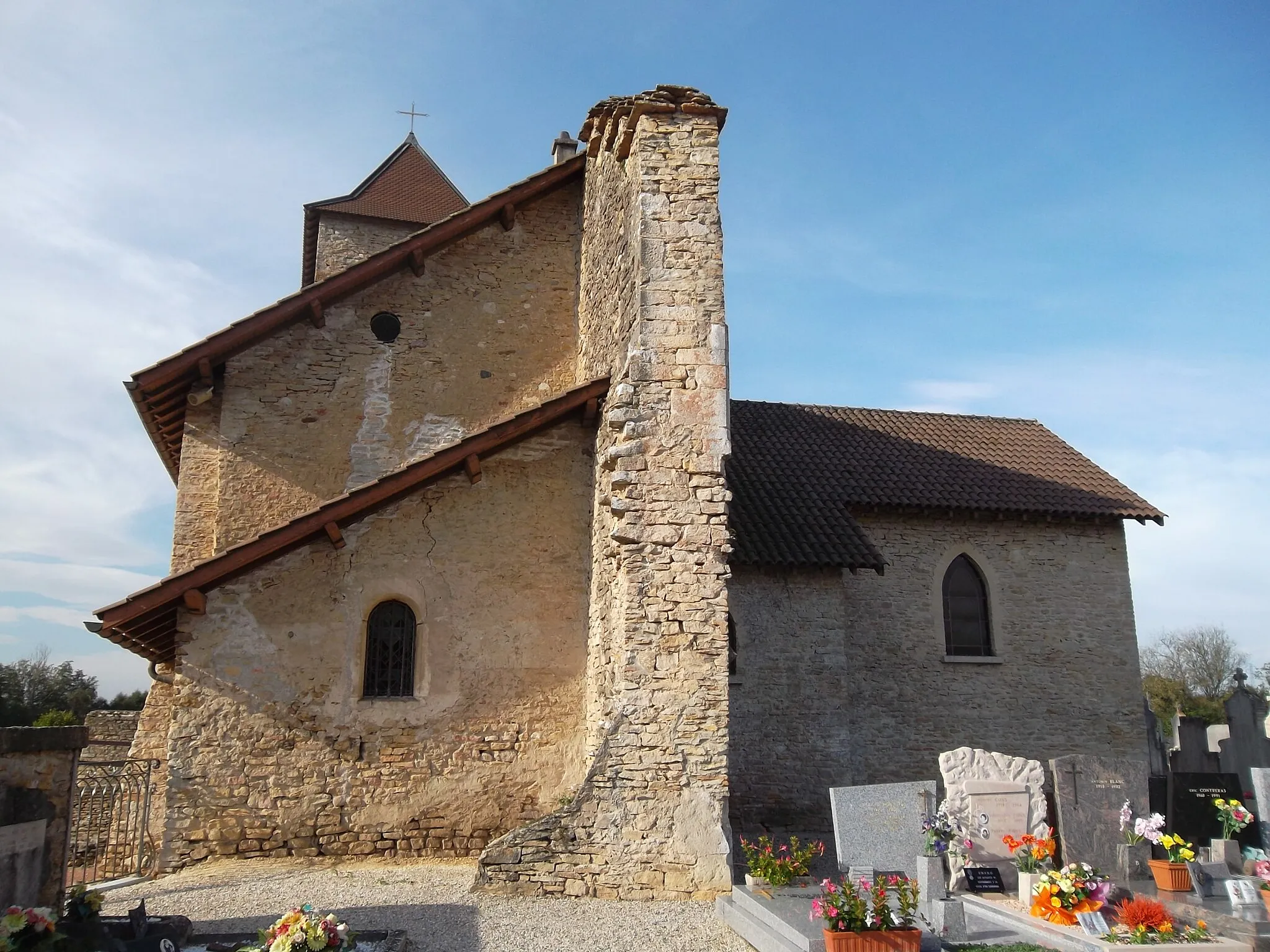 Photo showing: Eglise paroissiale Saint-Romain (anciennement Notre Dame) à Saint-Romain-de-Jalionas.