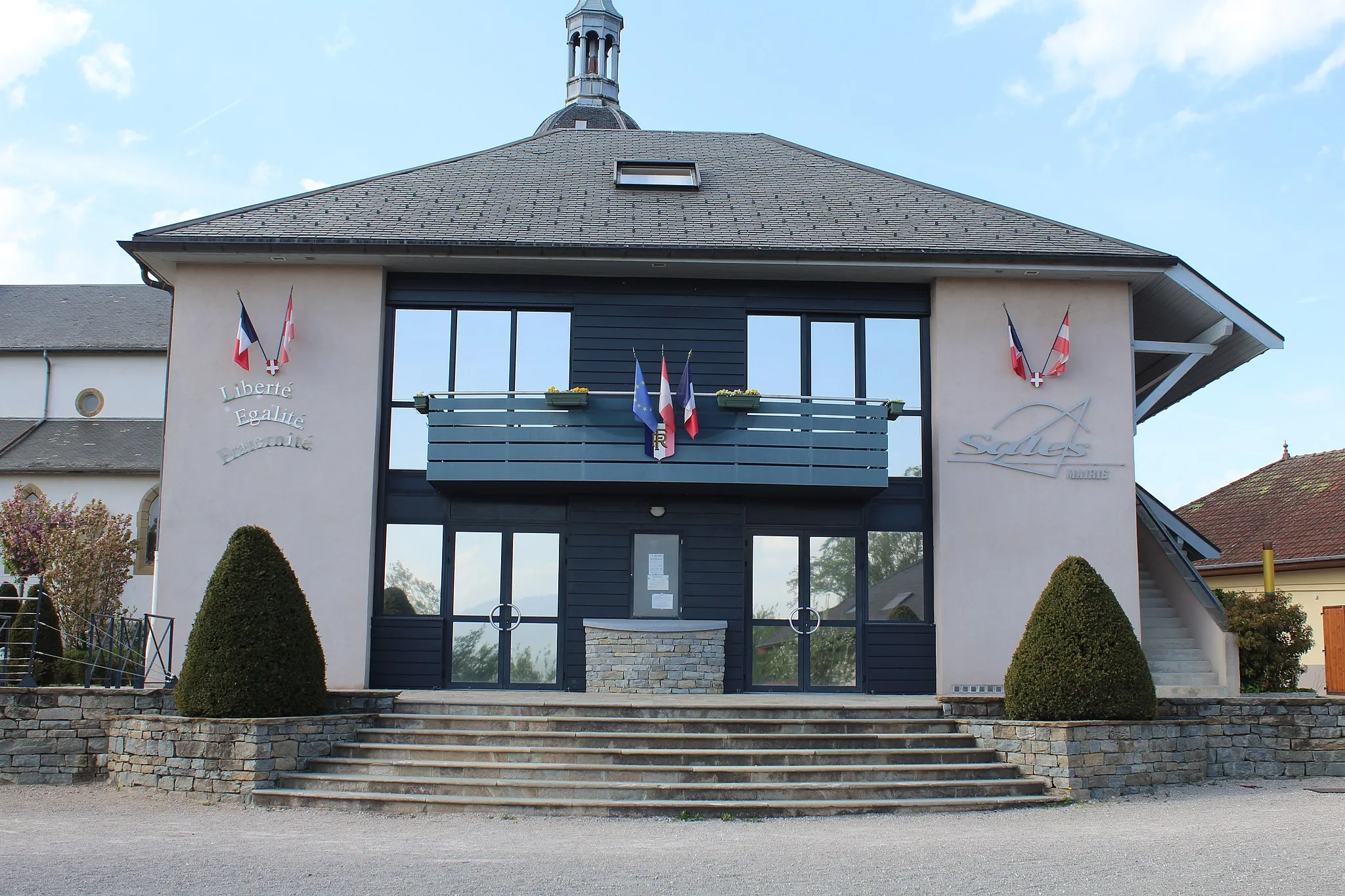 Photo showing: Mairie de Sales, Haute-Savoie.