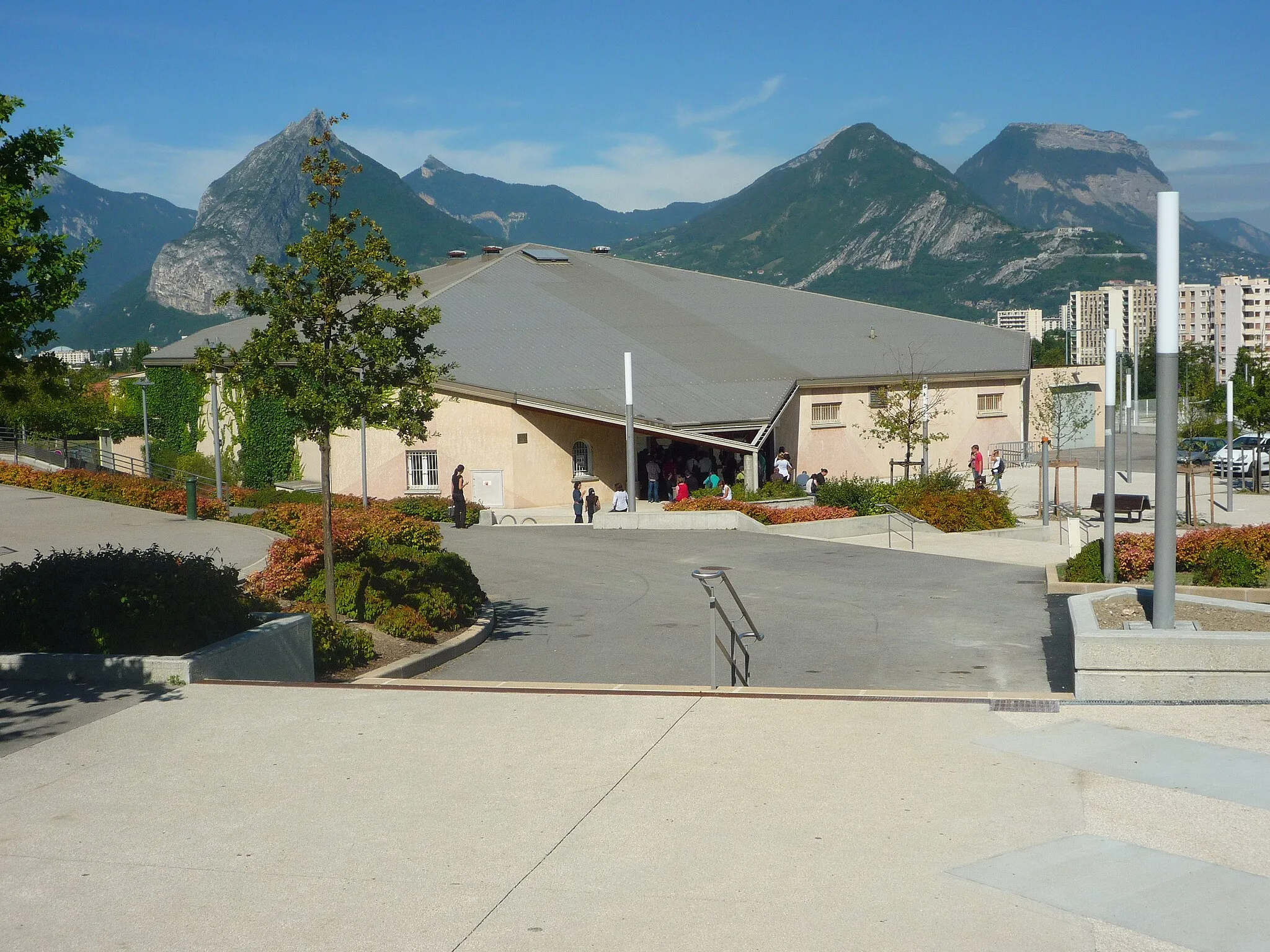 Photo showing: Salle Le Prisme à Seyssins, Isère