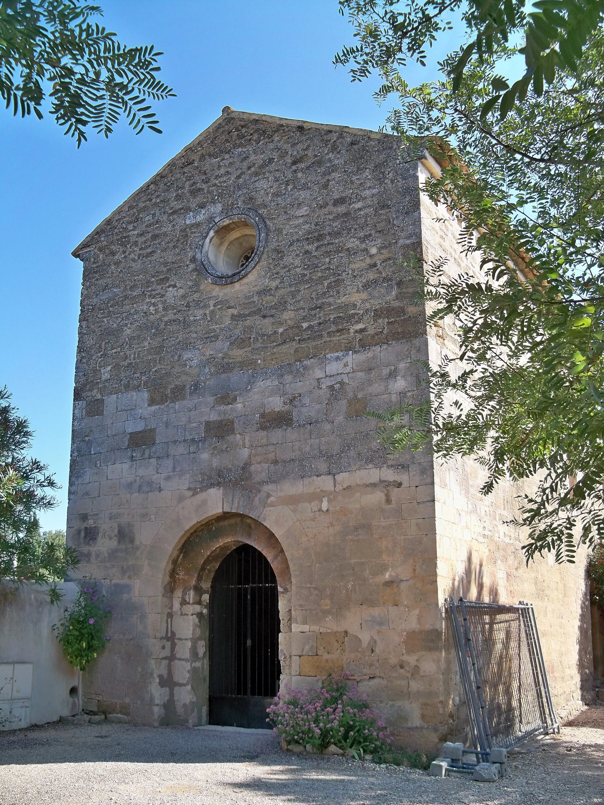 Photo showing: Chapelle Saint-Torquat, hameau Saint-Turquoit, Suze-la-Rousse (Drôme, France).