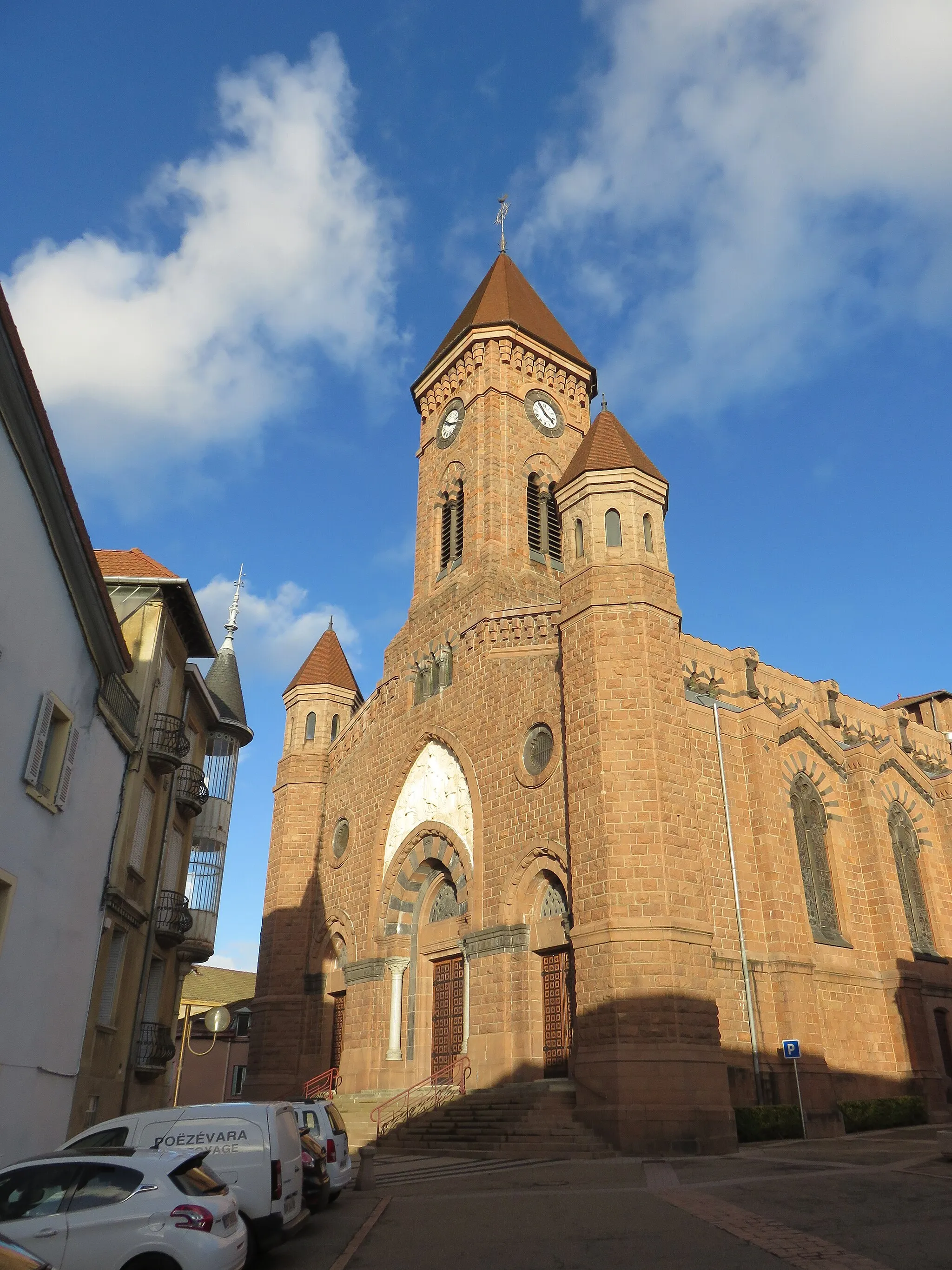 Photo showing: Le clocher de l'église Notre-Dame de Thizy (commune de Thizy-les-Bourgs, Rhône, France).