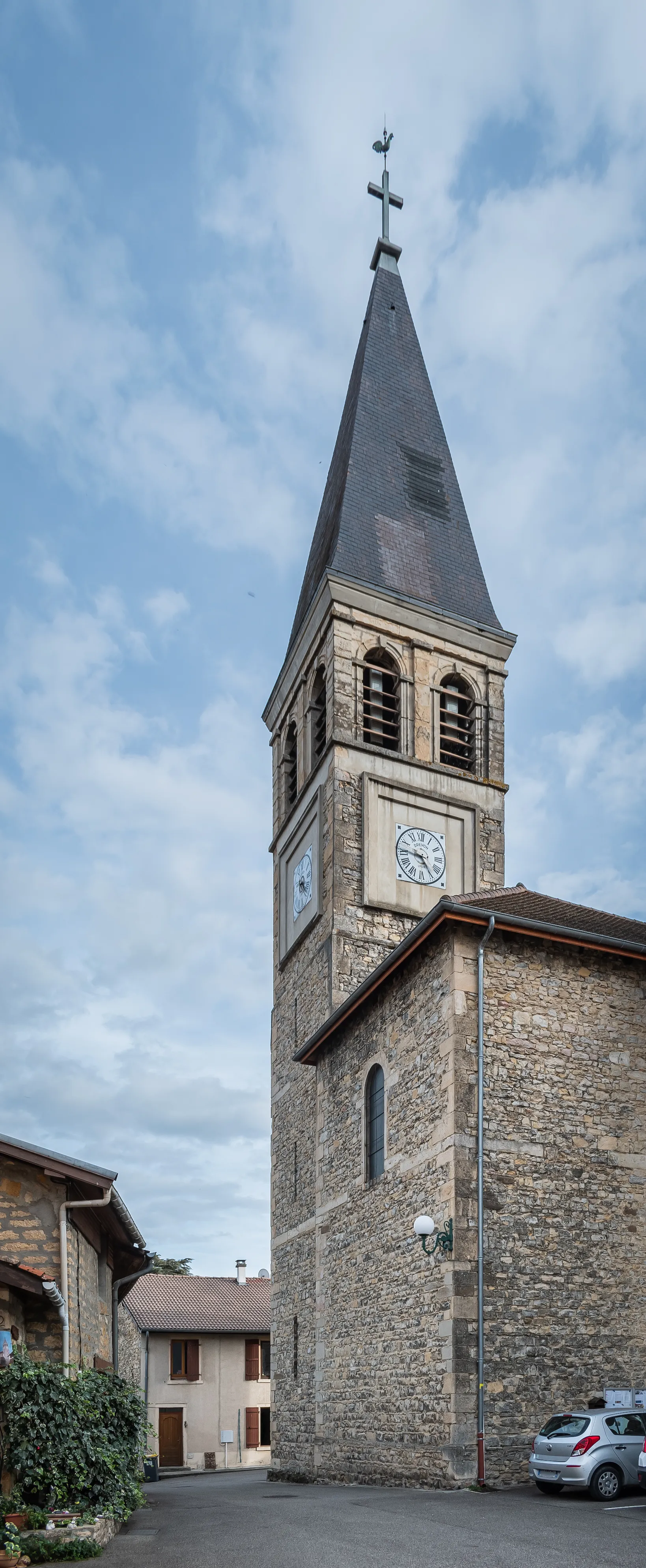 Photo showing: Bell tower of the Mary Magdalene church in Vaulx-Milieu, Isère, France