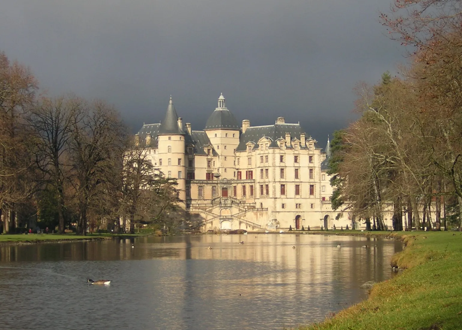 Photo showing: Château de Vizille, vue du Parc du château. Isère (38) France.