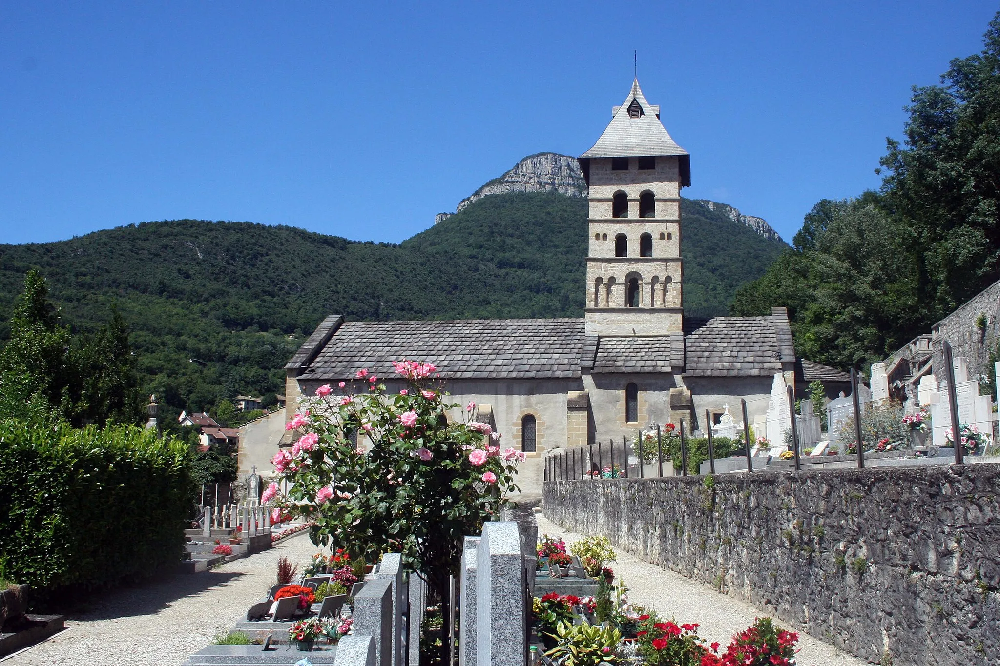 Photo showing: Ancienne église du prieuré Saint-Didier (XIIe S.) à Voreppe (Isère, France)