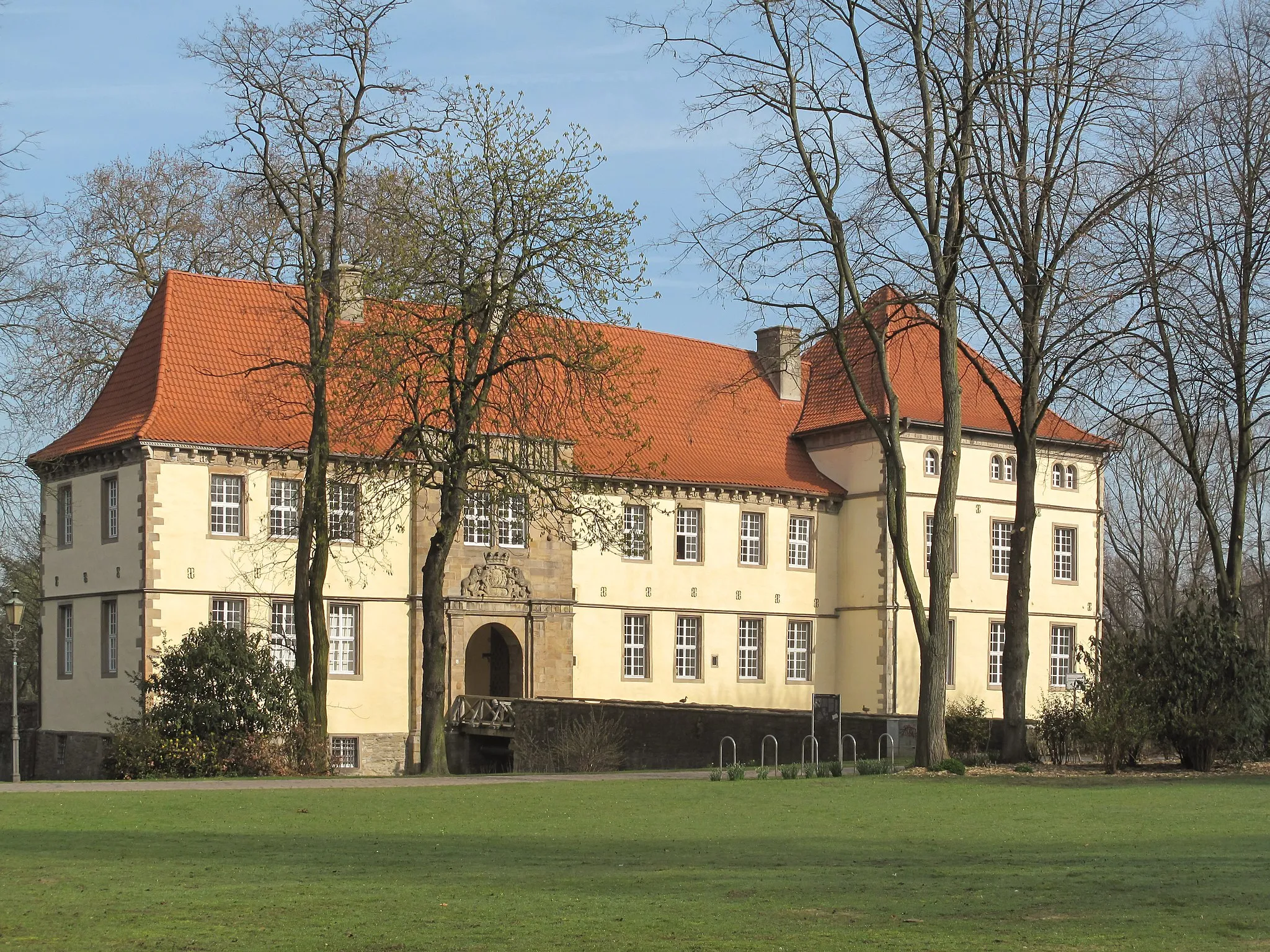 Photo showing: Baukau, castle: Schloss Strünkede