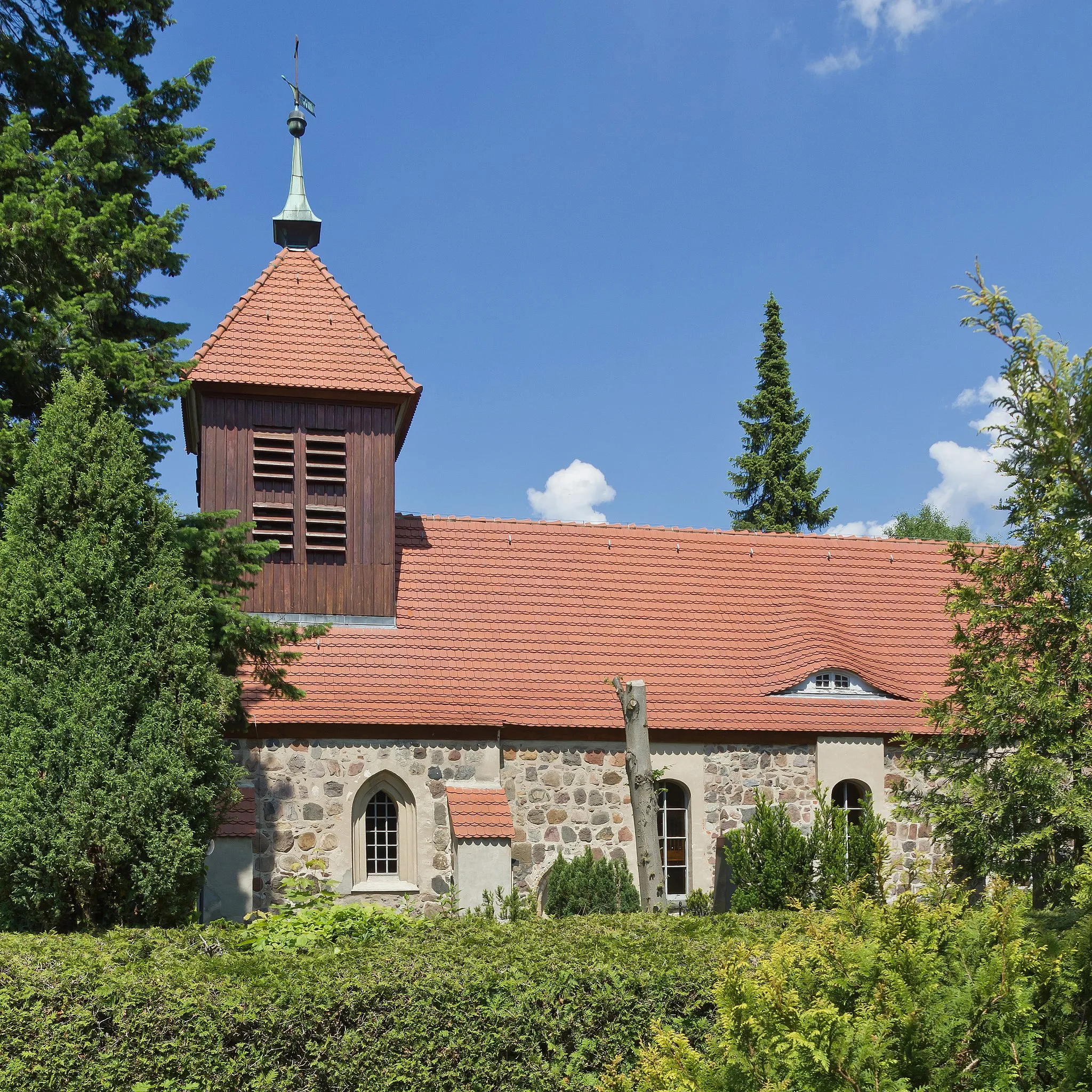 Photo showing: Village church in Gatow, Berlin, Germany