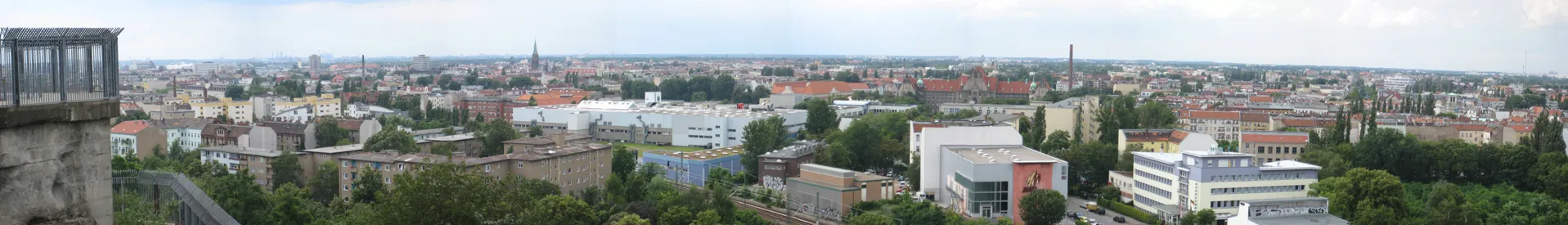 Photo showing: Panorama vom ehemaligen Flakbunker im heutigen Volkspark Humboldthain in Berlin-Gesundbrunnen