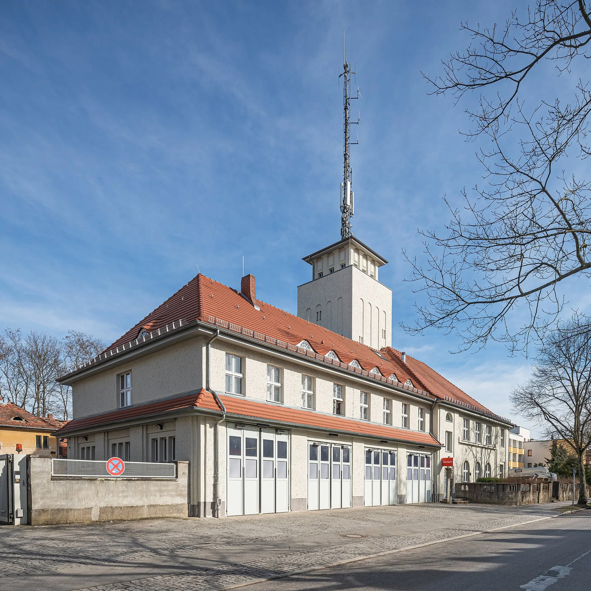 Photo showing: Fire station Hermsdorf in Berlin, Germany