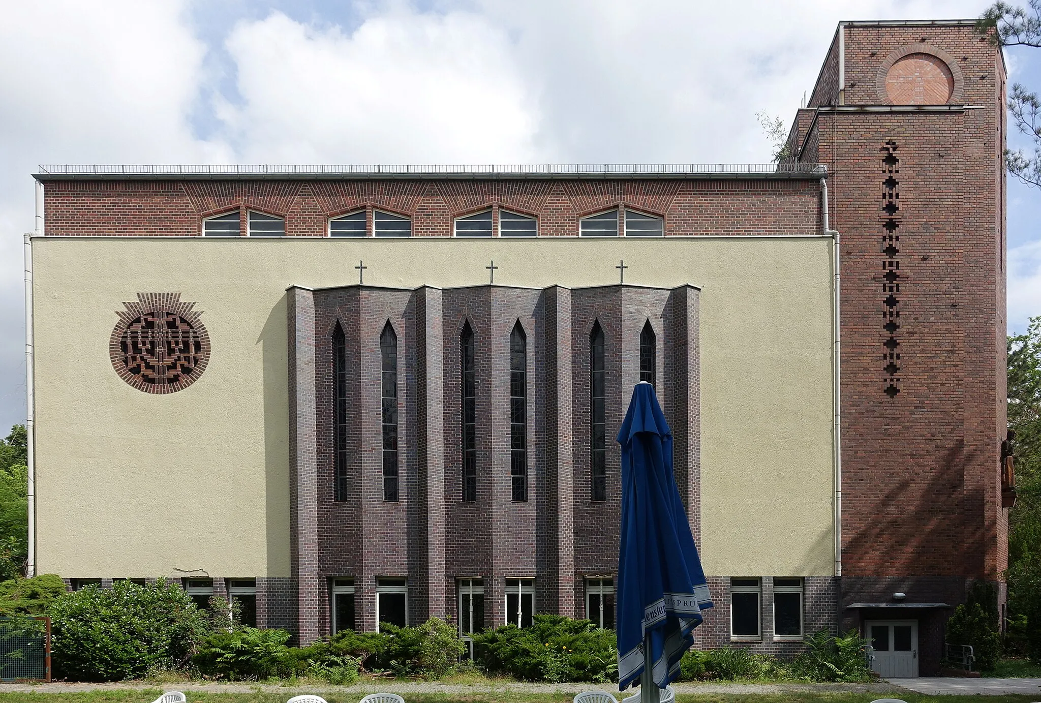 Photo showing: This is a picture of the Berliner Kulturdenkmal (cultural monument) with the ID