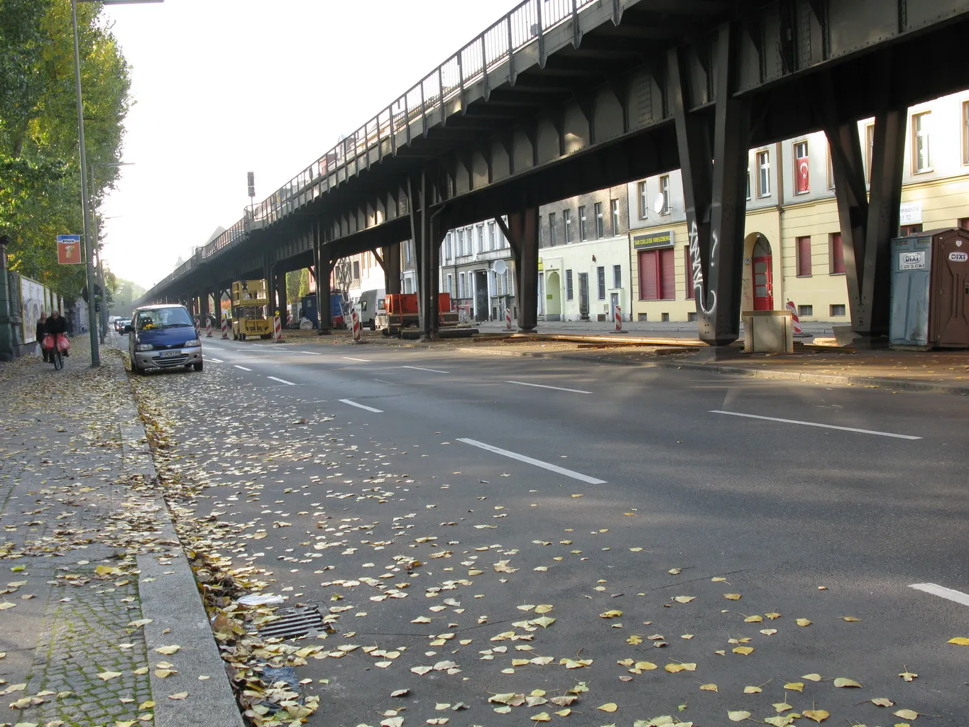 Photo showing: Elevated U1 along Gitschiner Str.