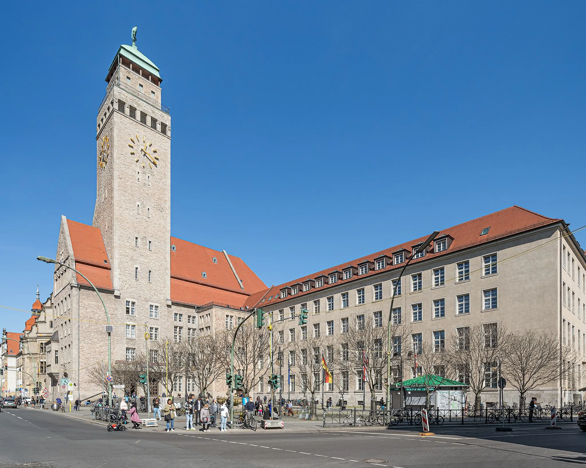 Photo showing: Town hall of Neukölln in Berlin, Germany