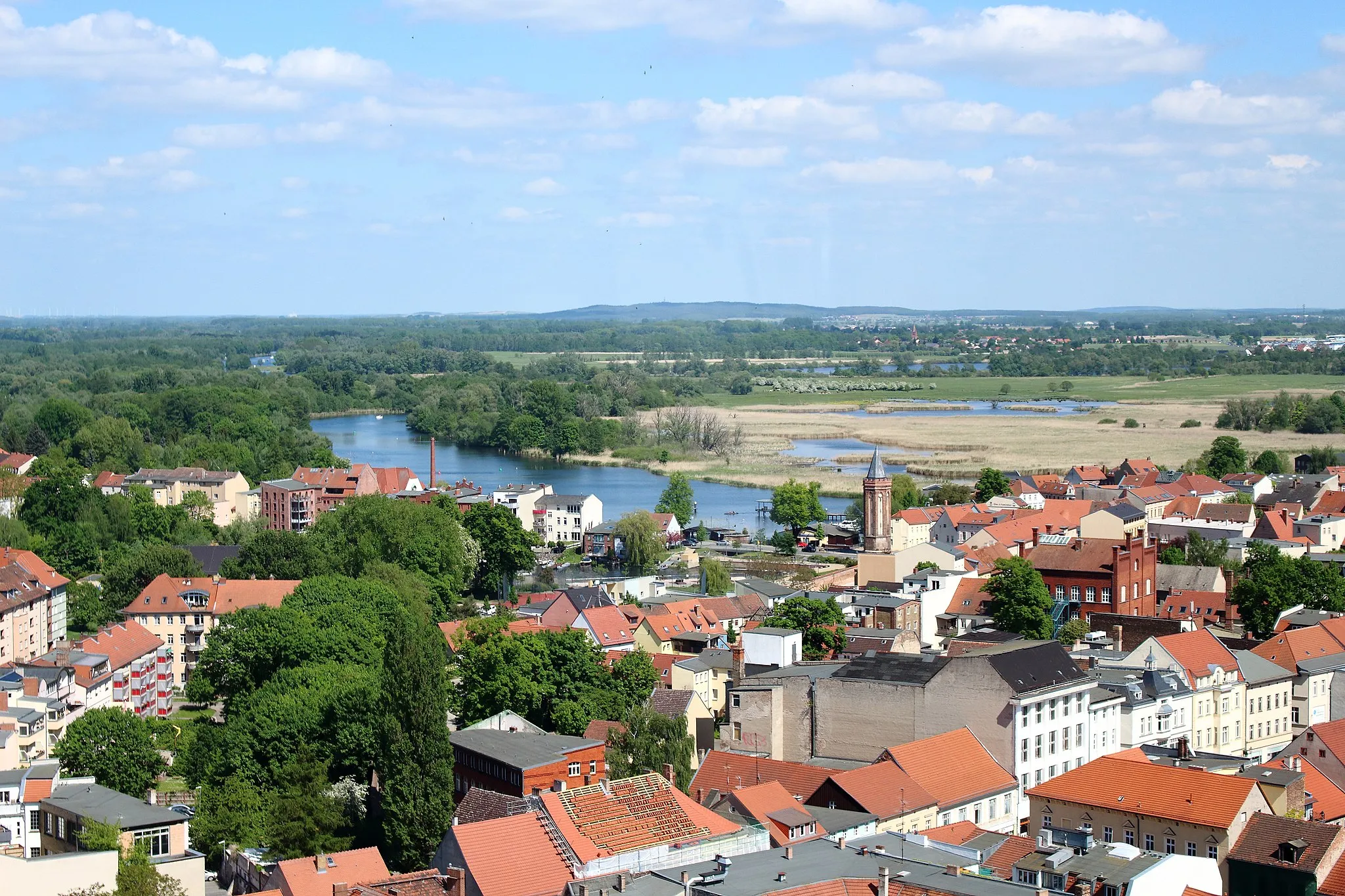 Photo showing: Brandenburg an der Havel vom Skyliner während der BUGA 2015