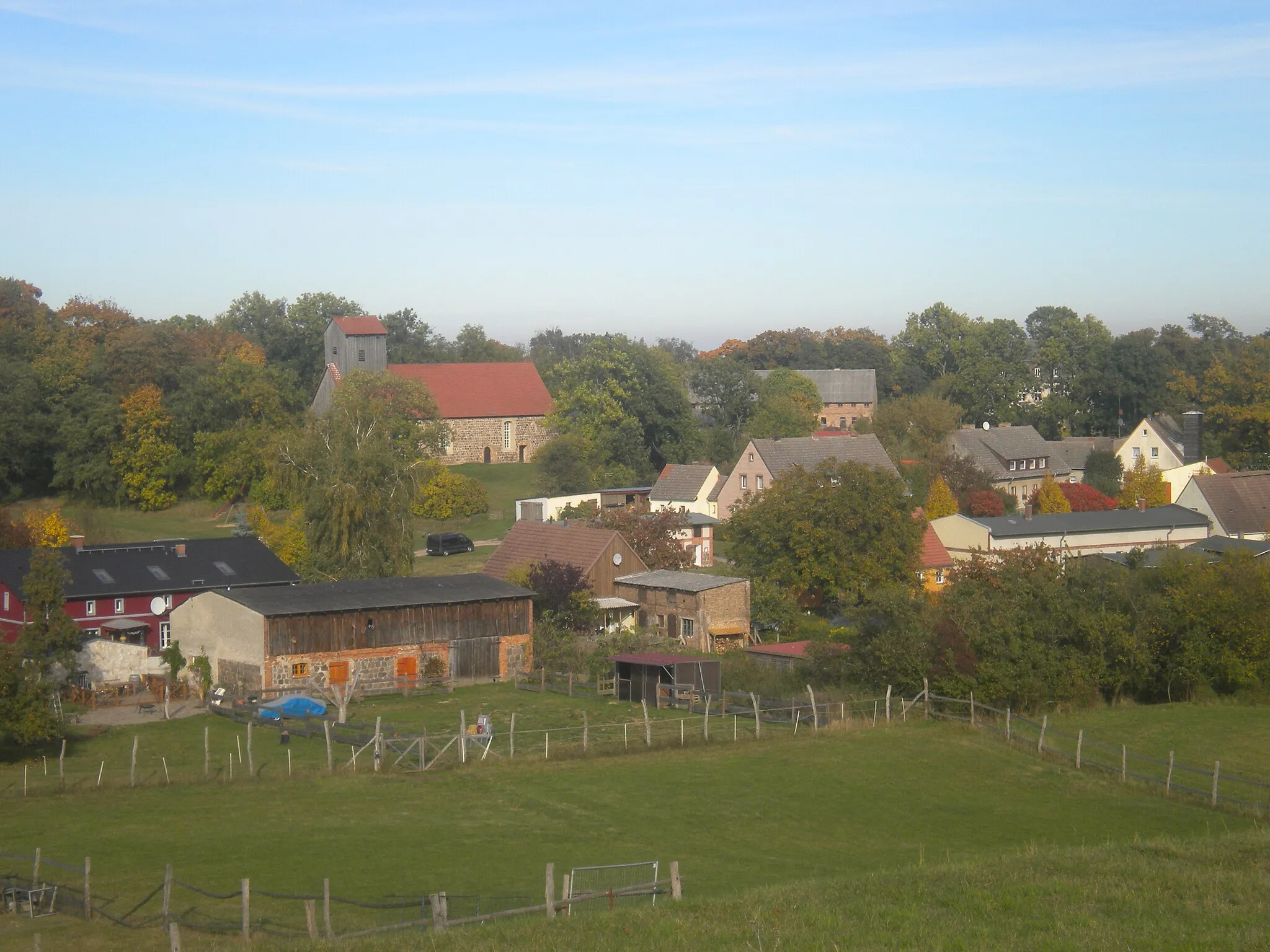Photo showing: Blick auf das Dorfzentrum