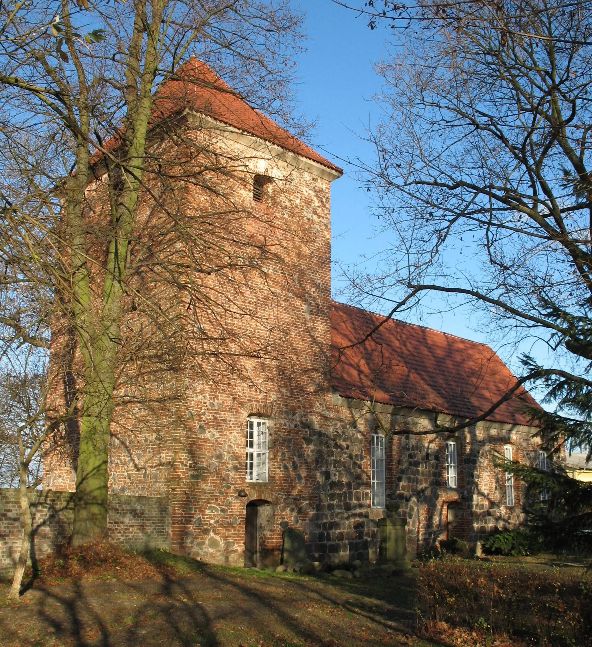 Photo showing: Church in Großbeeren-Kleinbeeren in Brandenburg, Germany