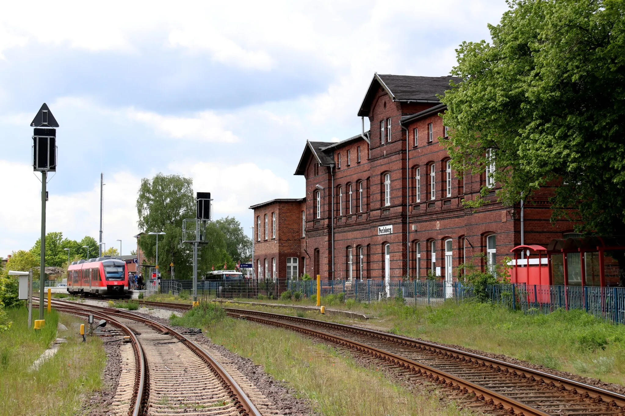 Photo showing: Bahnhof Perleberg 2021