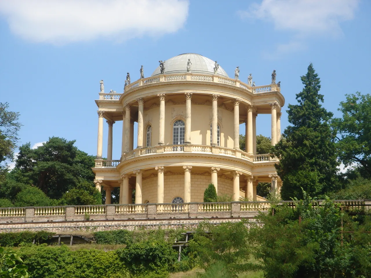 Photo showing: Belvedere auf dem Klausberg, Potsdam (Belvedere on the Klausberg in Potsdam, Germany)