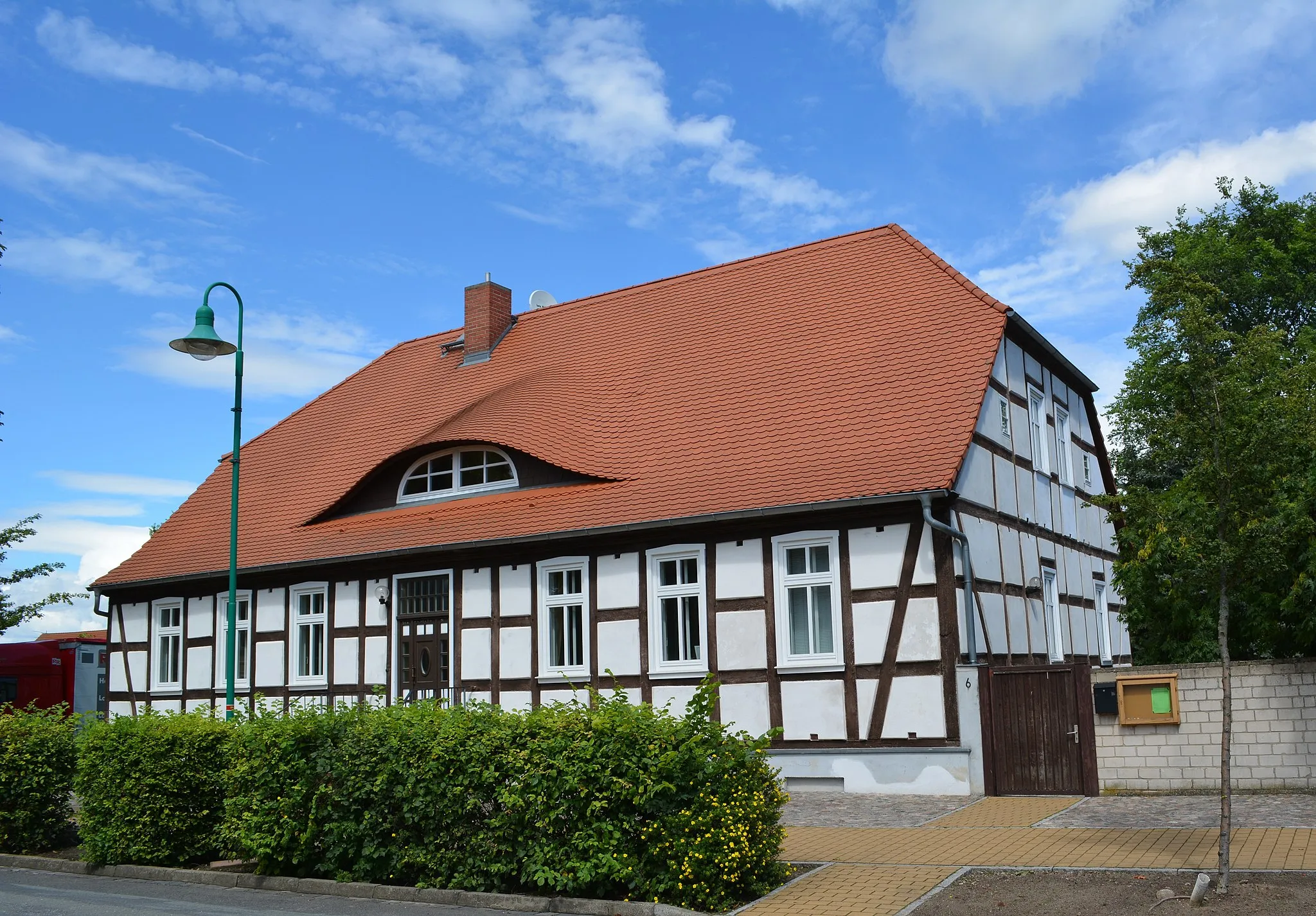 Photo showing: Evangelisches Pfarrhaus; Fachwerkwohnhaus in der Altstadt von Rhinow, Landkreis Havelland