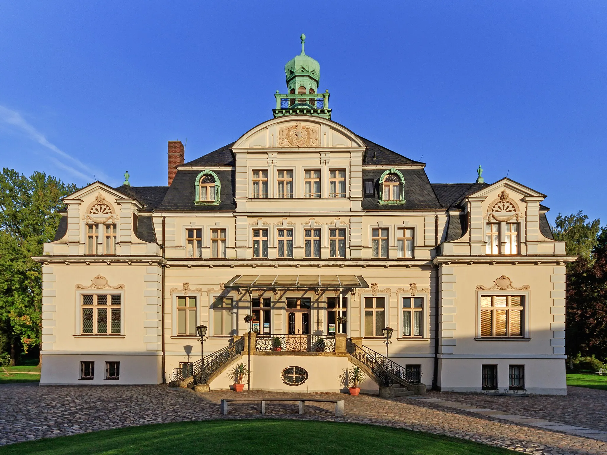 Photo showing: The manor in Uebigau (EE), Brandenburg, Germany