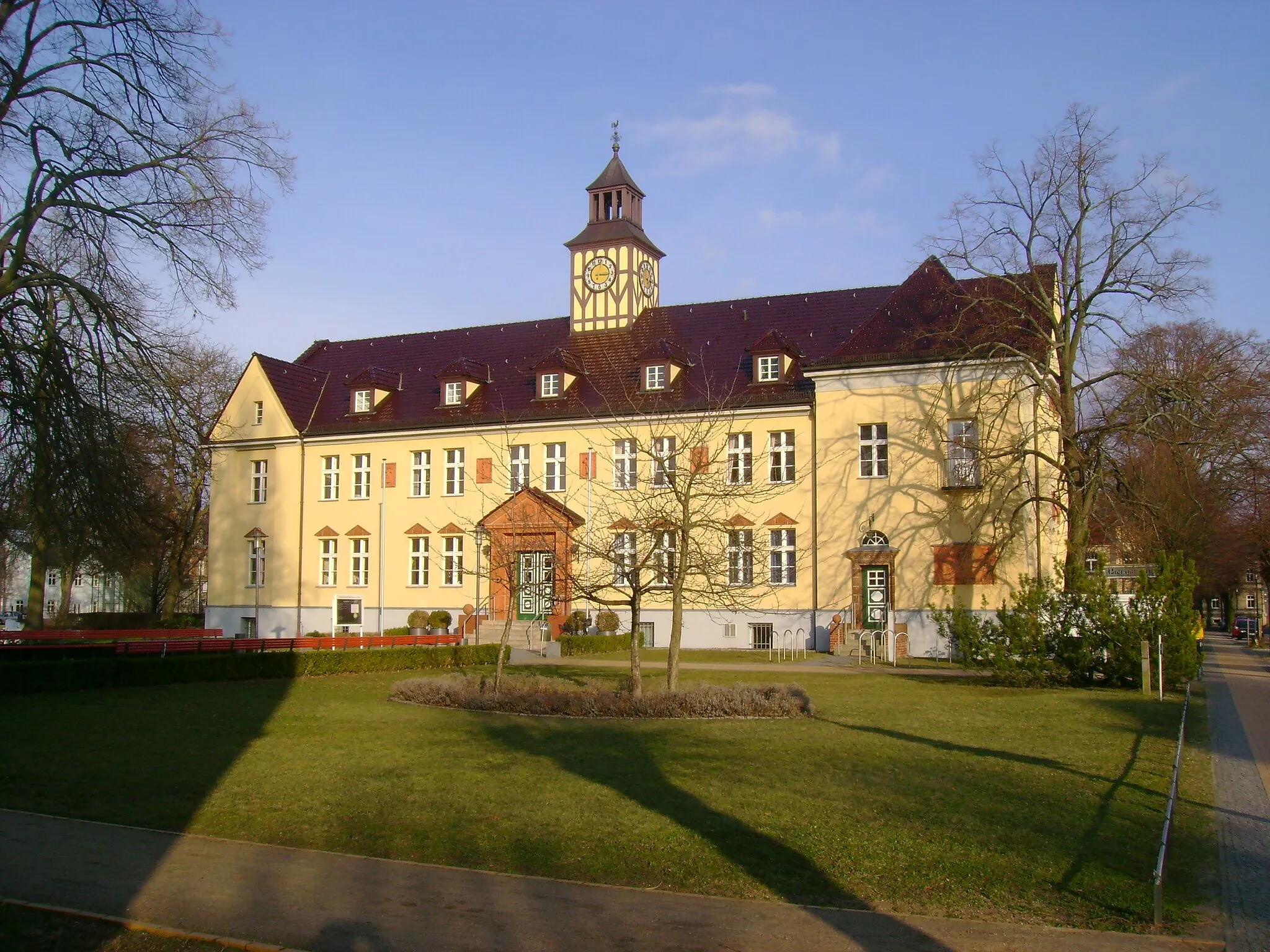 Photo showing: Veltener Rathaus in der Rathausstraße