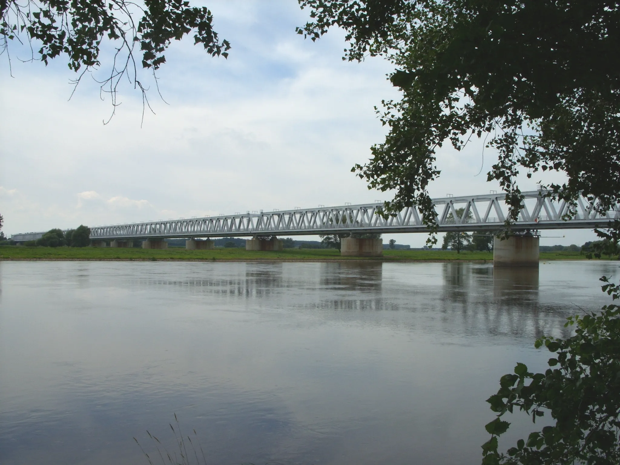 Photo showing: Eisenbahnbrücke Wittenberge