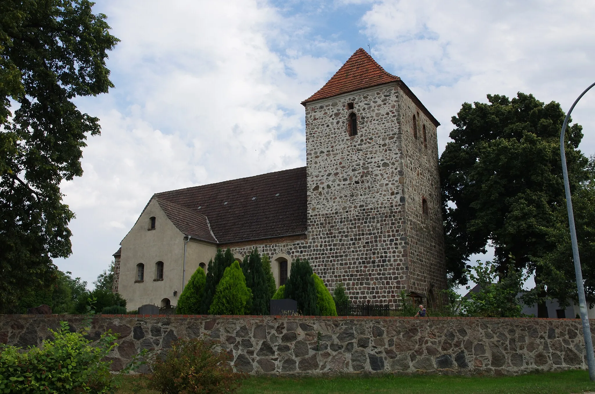 Photo showing: Wriezen in Brandenburg. Die Kirche in Schulzendorf steht unter Denkmalschutz.