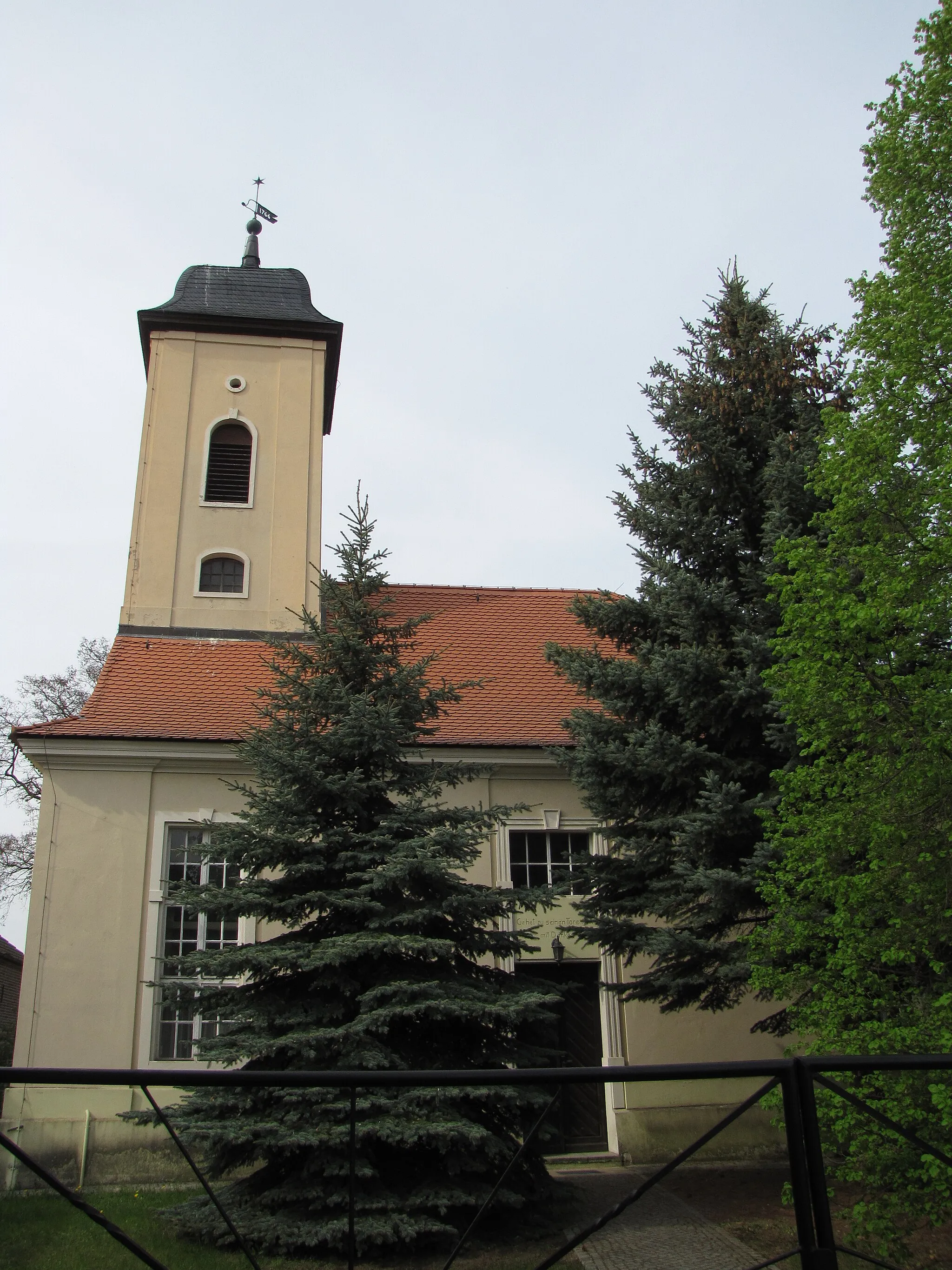 Photo showing: Dorfkirche in Schünow, Stadt Zossen, Brandenburg, Deutschland