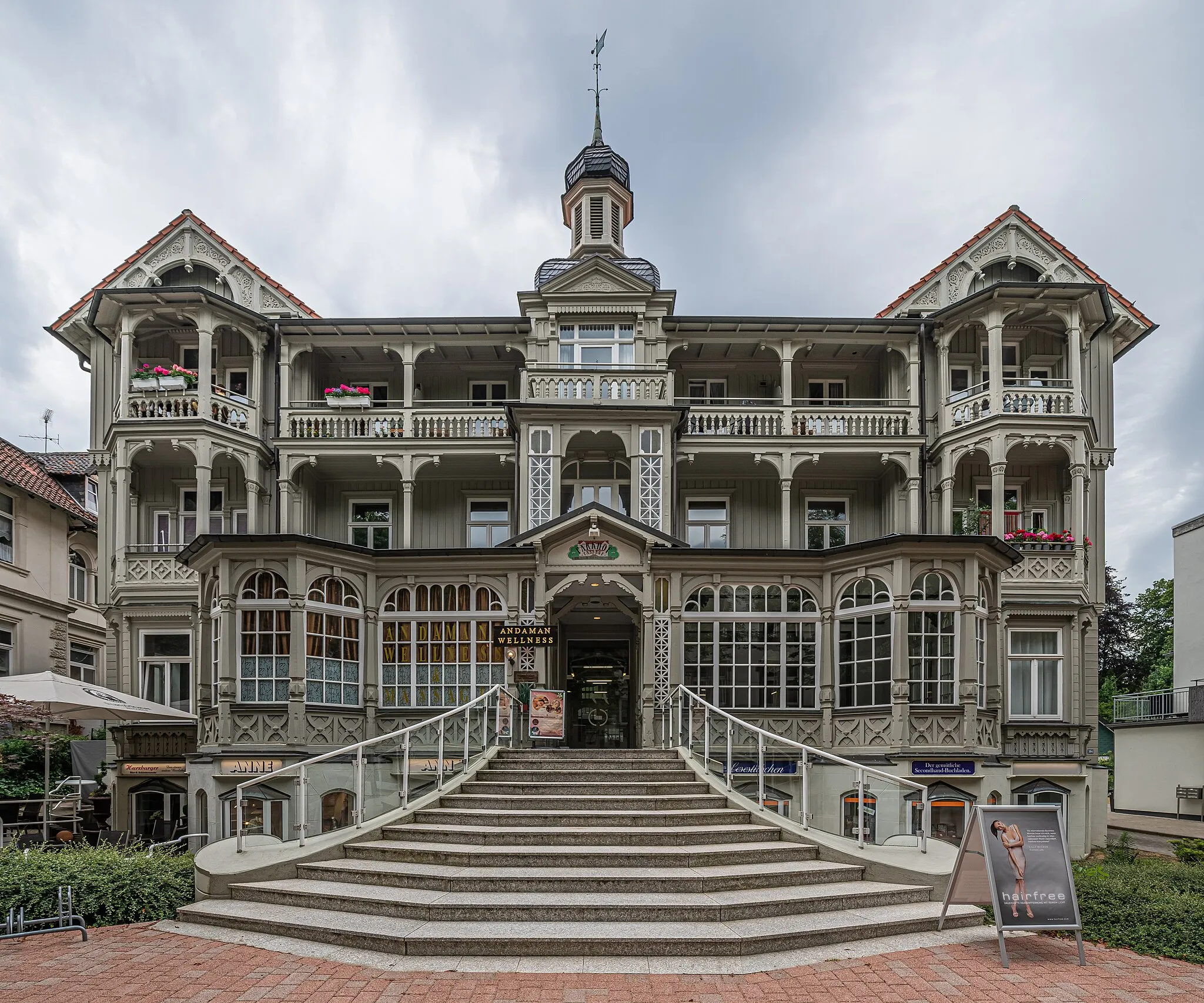 Photo showing: Former Hotel Parkhaus in Bad Harzburg, Lower Saxony, Germany