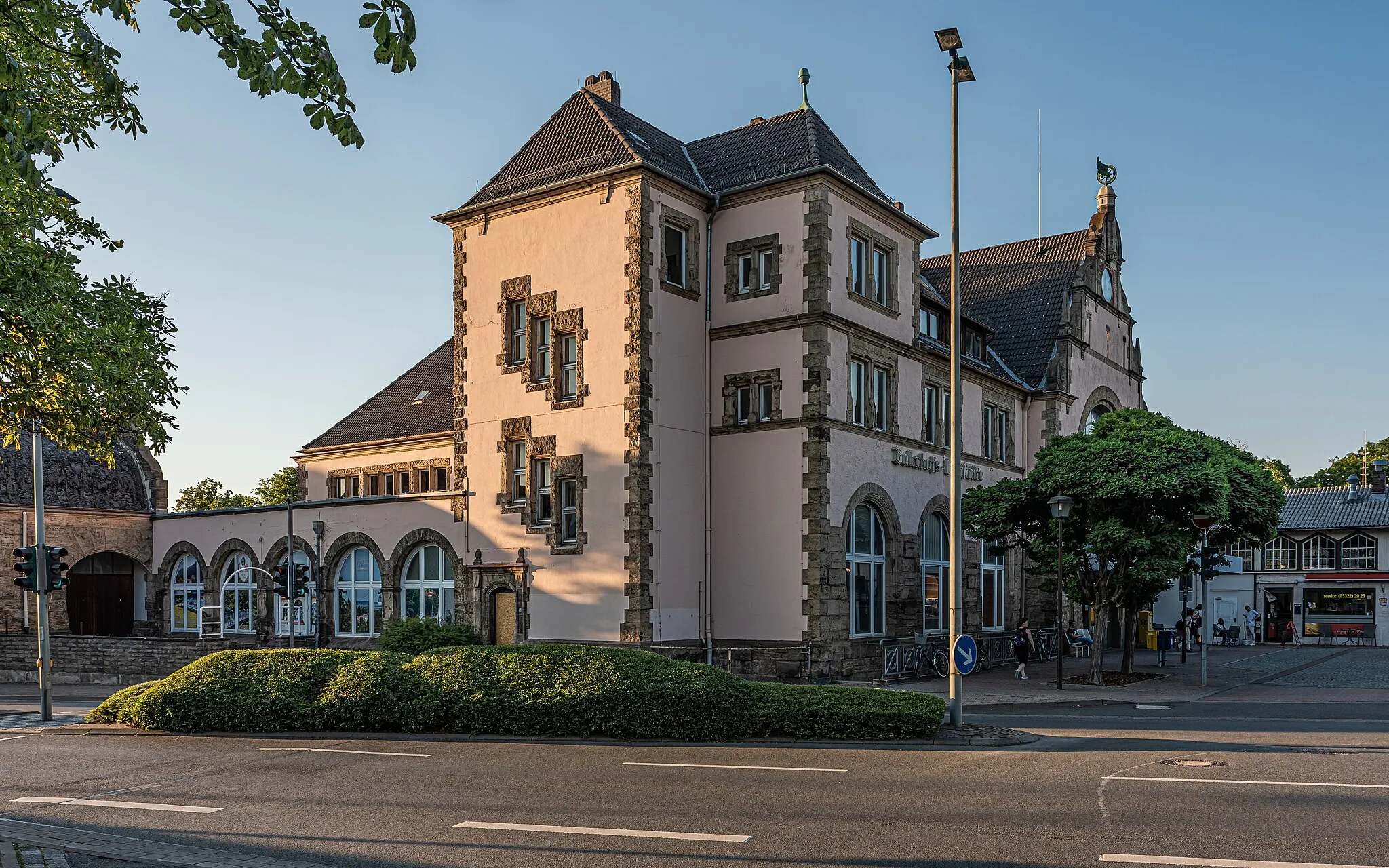 Photo showing: Railway station in Bad Harzburg, Lower Saxony, Germany