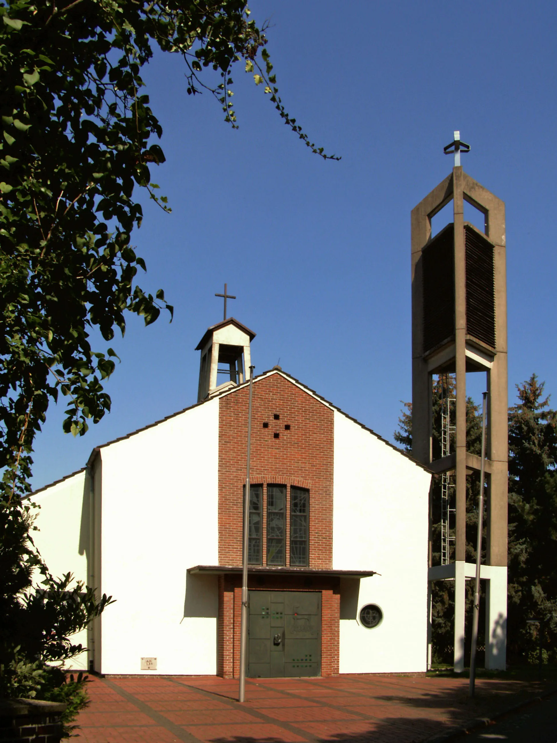Photo showing: Katholische Kirche Corpus Christi in Edemissen, Landkreis Peine