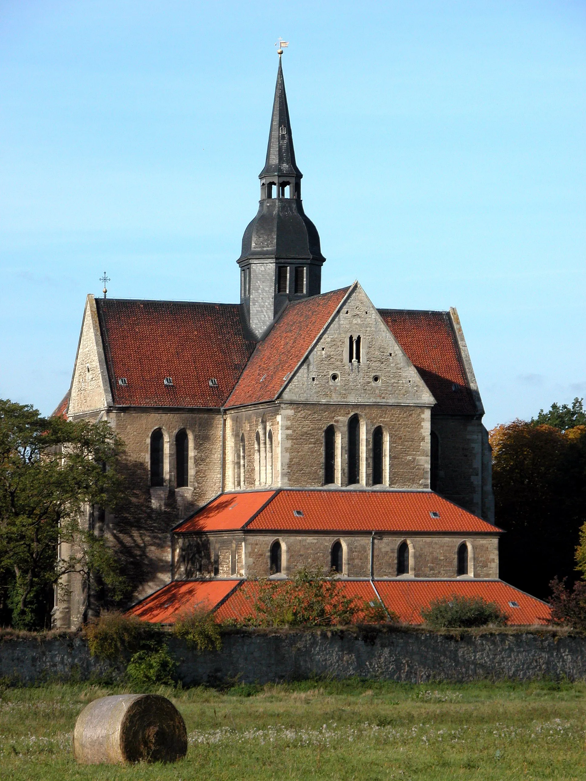 Photo showing: Braunschweig, Germany: Riddagshausen monastery church (as seen from the east).