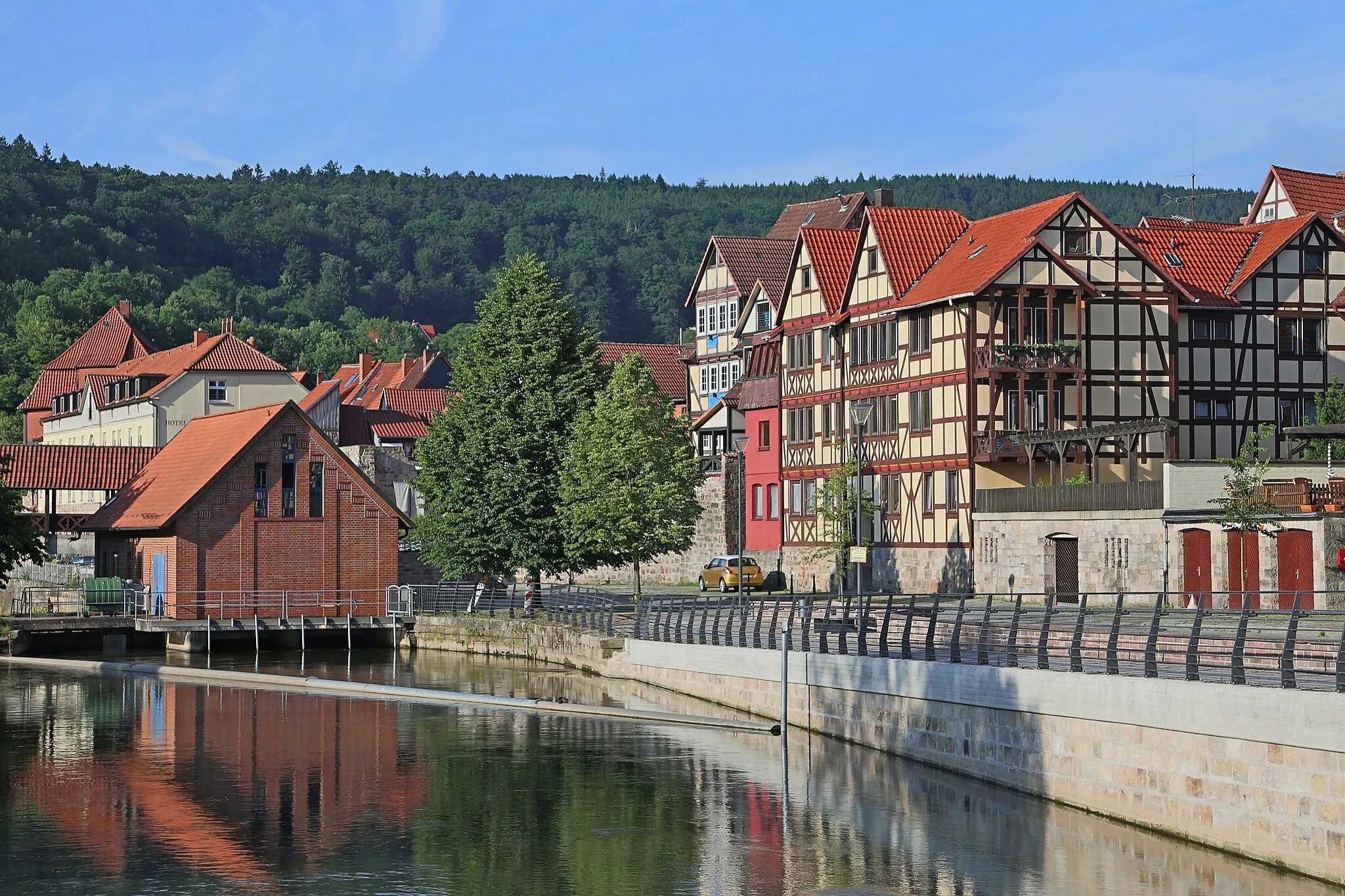 Photo showing: Hydroelectric Power Plant at the Mühlenarm of the river Fulda in Hann. Münden. The City is located in the administrative district Göttingen, Germany. The city is famous for its historic old town.