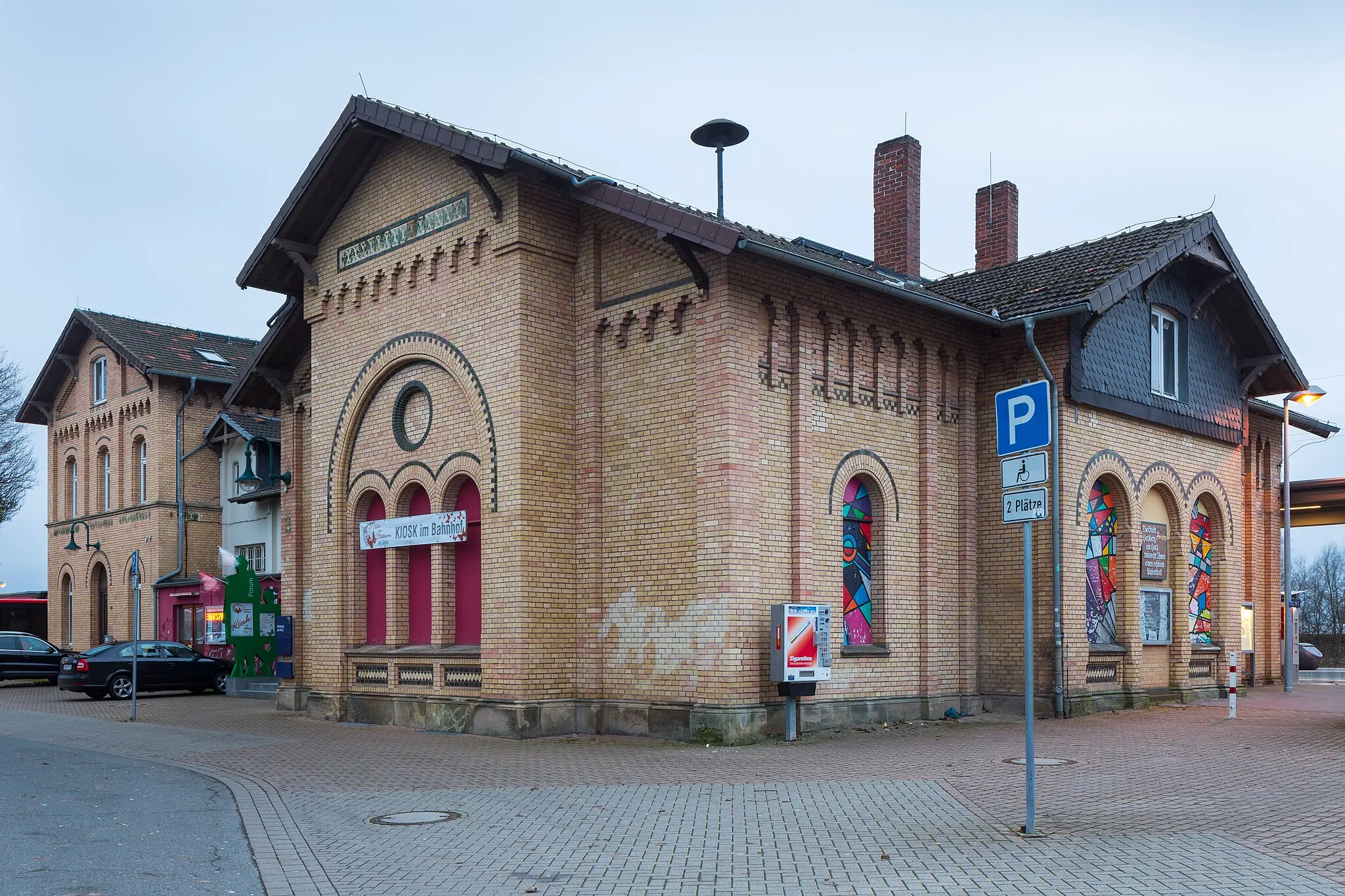 Photo showing: Train station (road side) located in Herzberg am Harz, Germany.