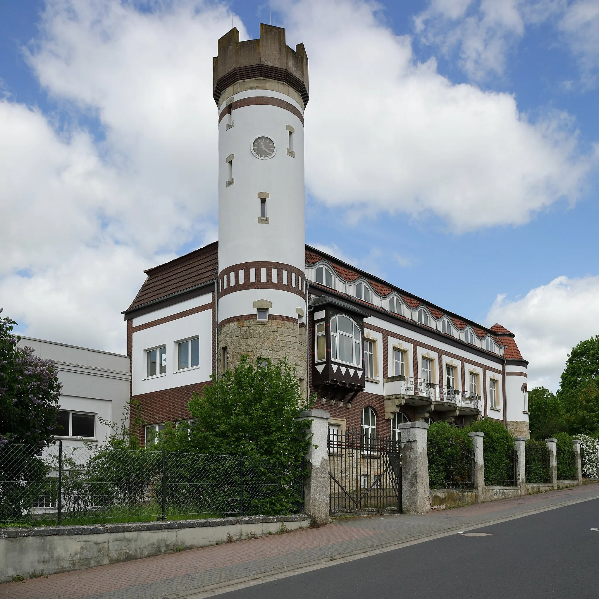 Photo showing: Kreiensen, Germany: a company building