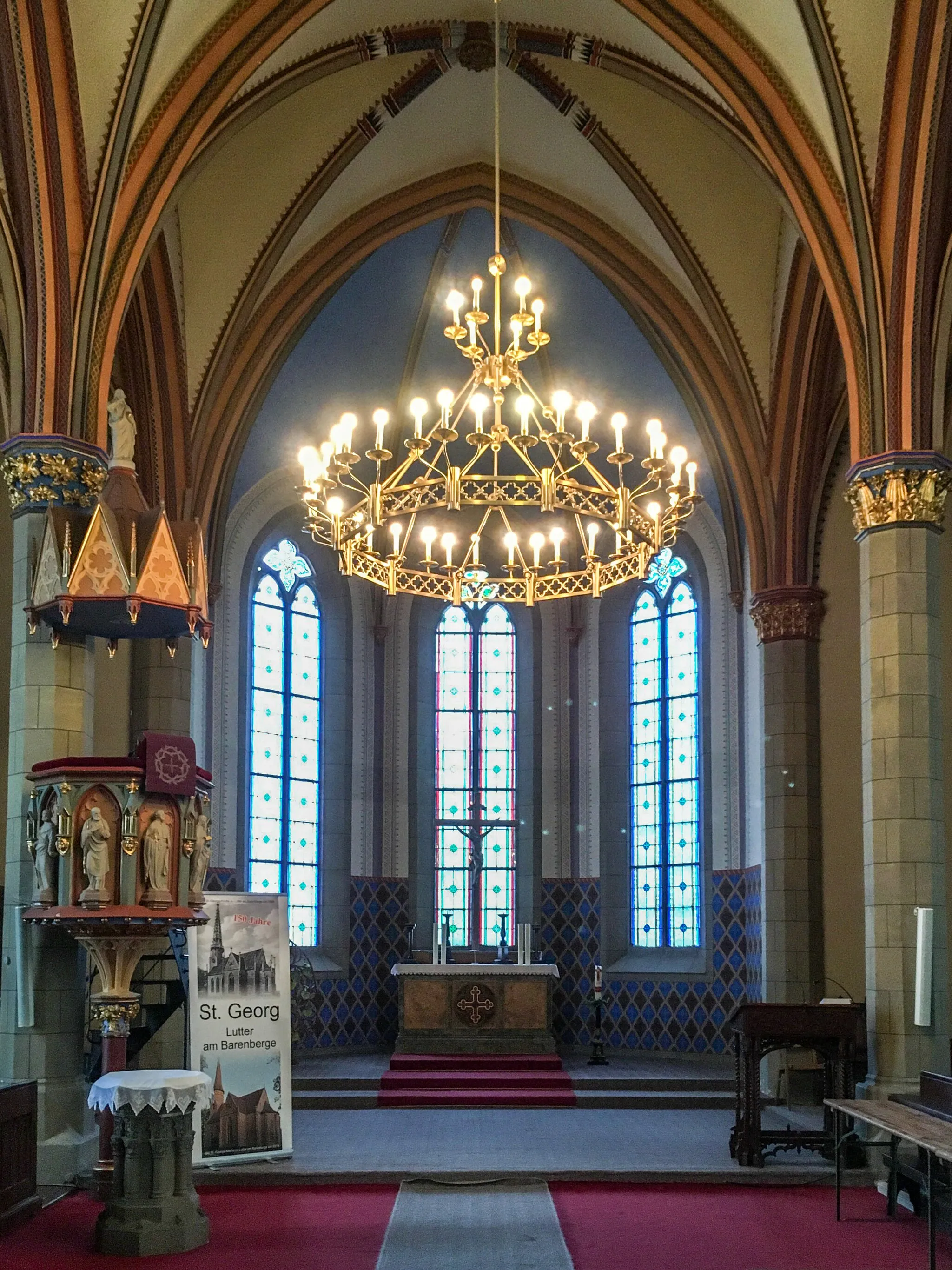 Photo showing: St.-Georg-Kirche von Lutter am Barenberge - Altarraum