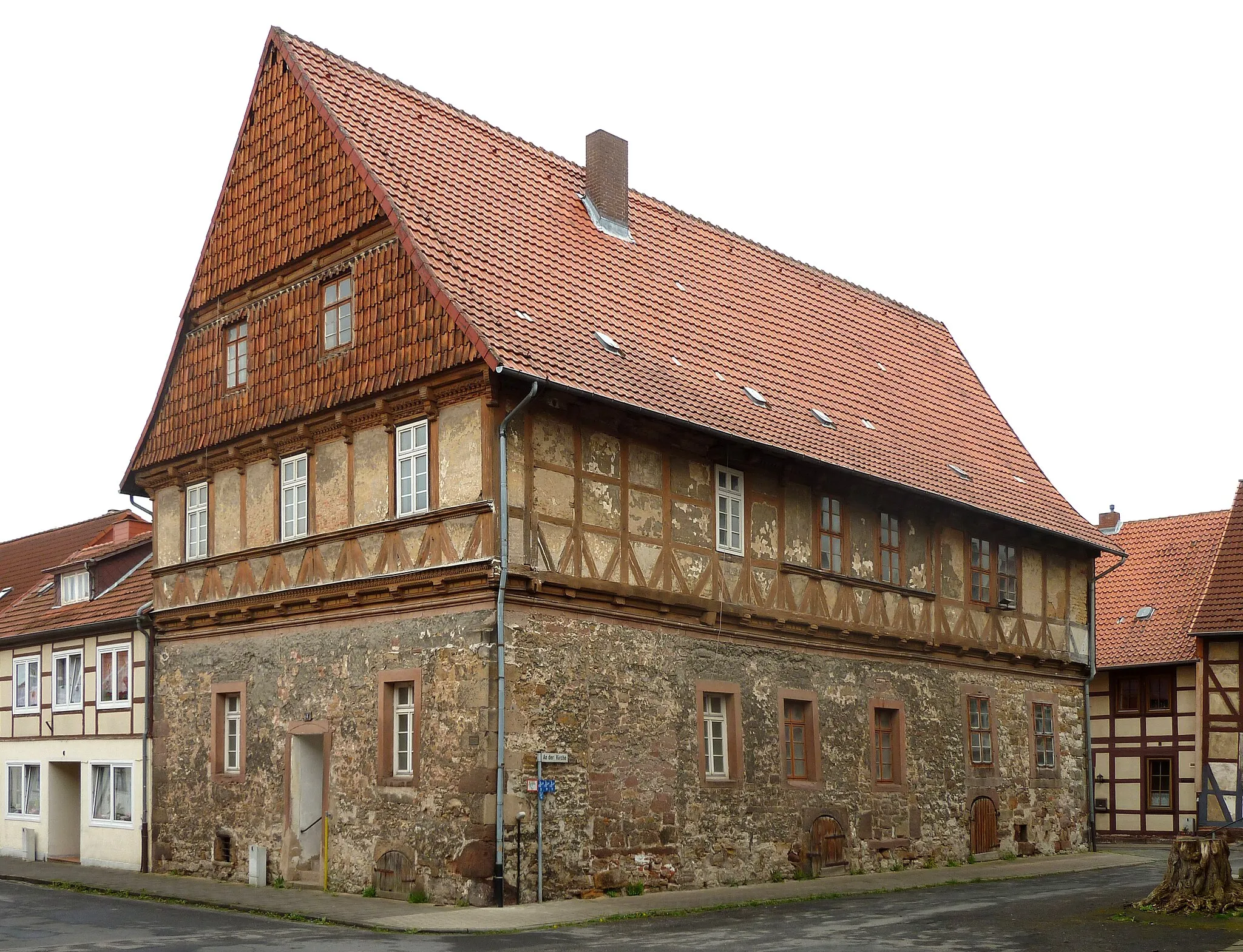 Photo showing: Ehemaliges Rathaus in Moringen, Landkreis Northeim, Südniedersachsen. Erbaut 1596/97, 1868 privatisiert