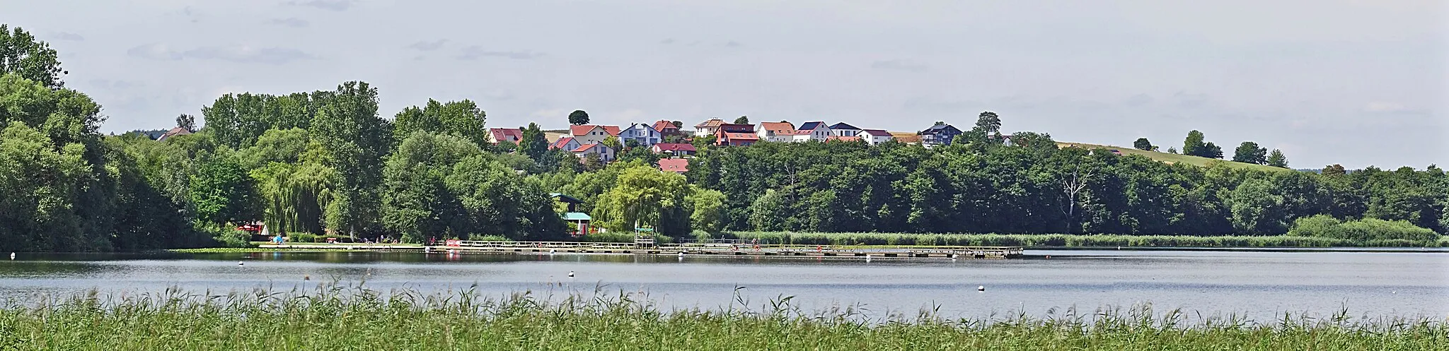 Photo showing: Seeburger See und Seeburg (Niedersachsen)