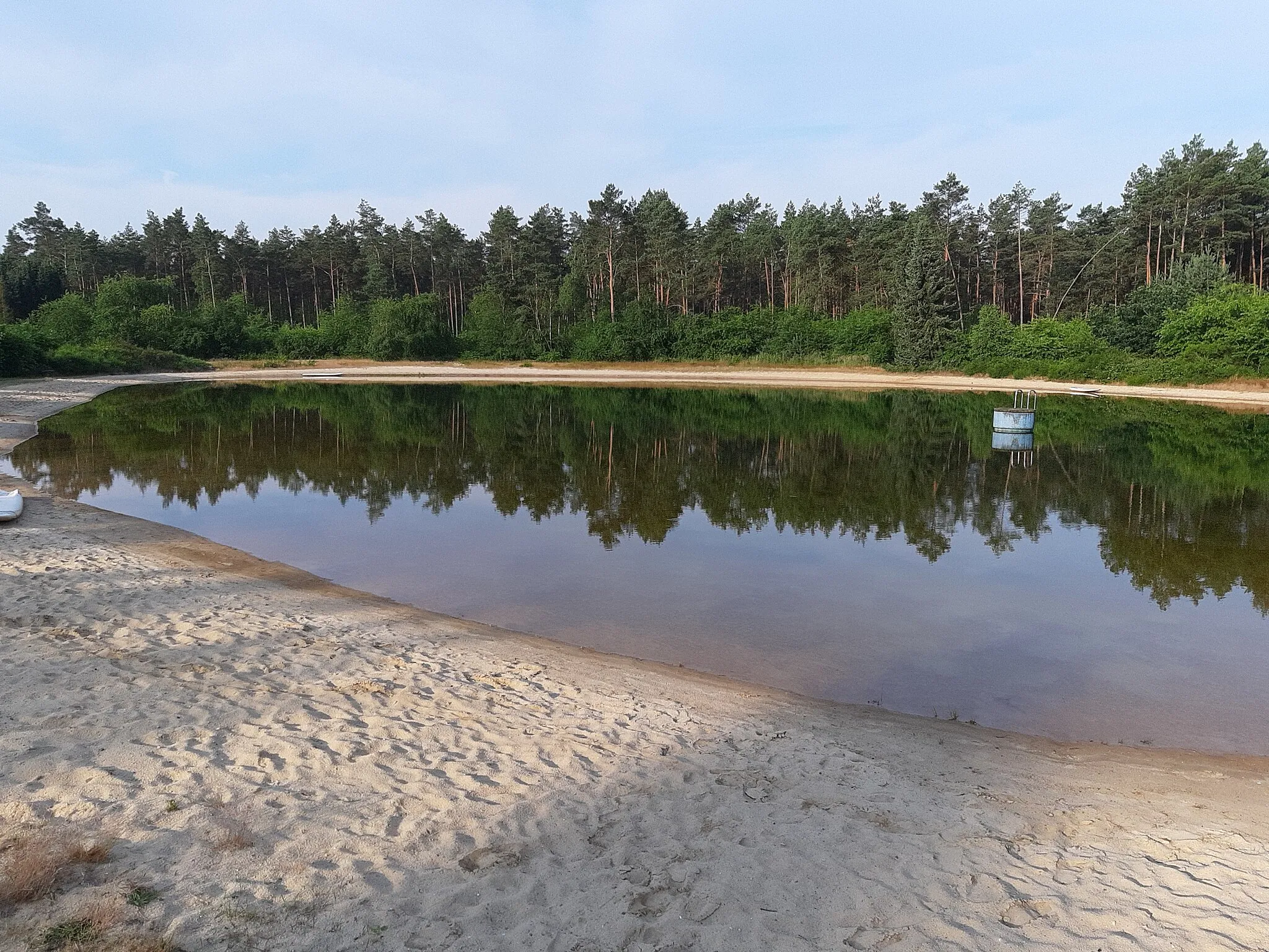 Photo showing: Löschwasser- u. Badeteich Brutlohsheide