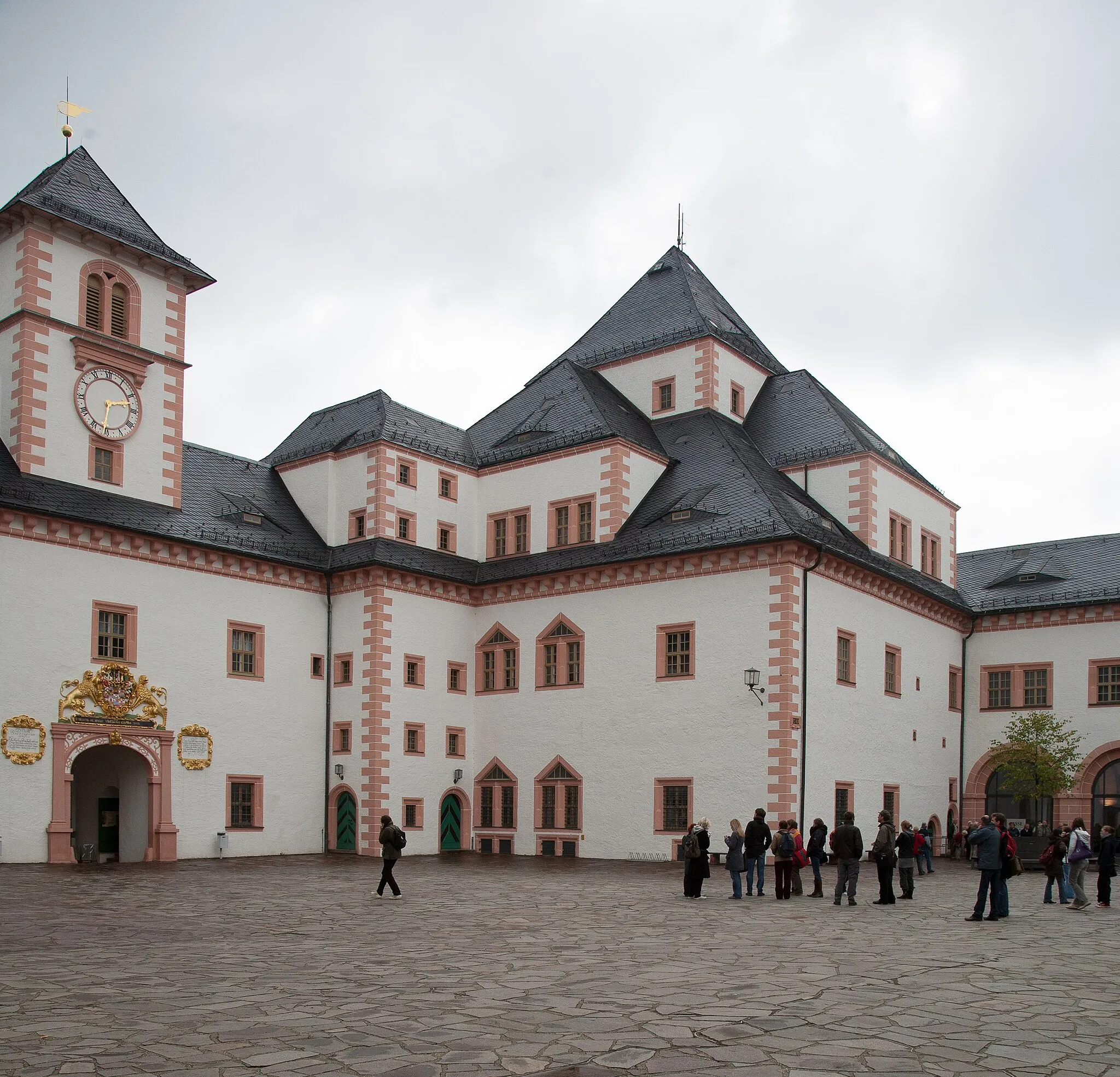 Photo showing: Augustusburg bei Chemnitz, ehemaliges Jagdschloss der sächsischen Kurfürsten, erbaut 1568 bis 1572